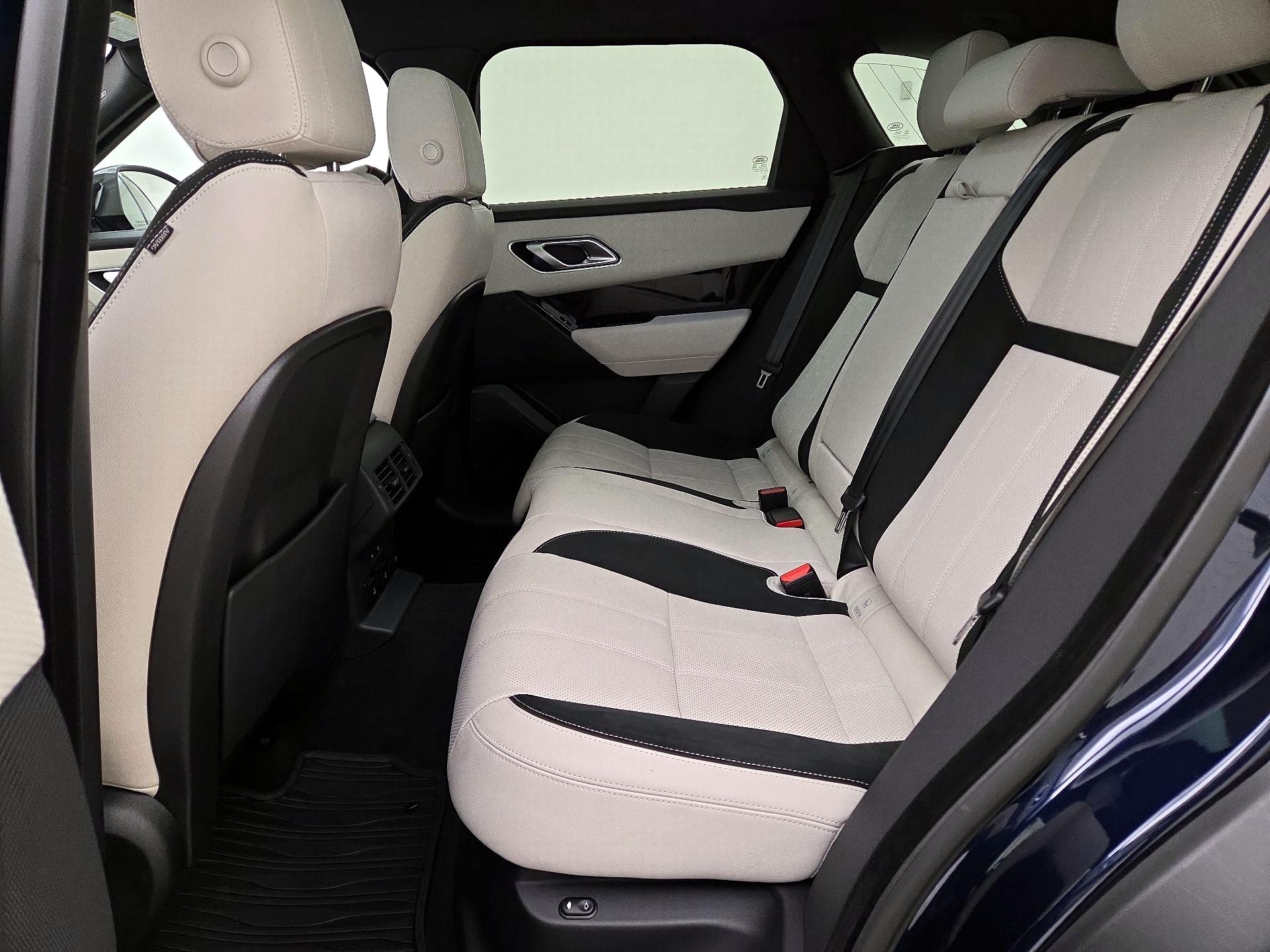 Thumbnail: 2021 Land Rover Range Rover Velar - 20