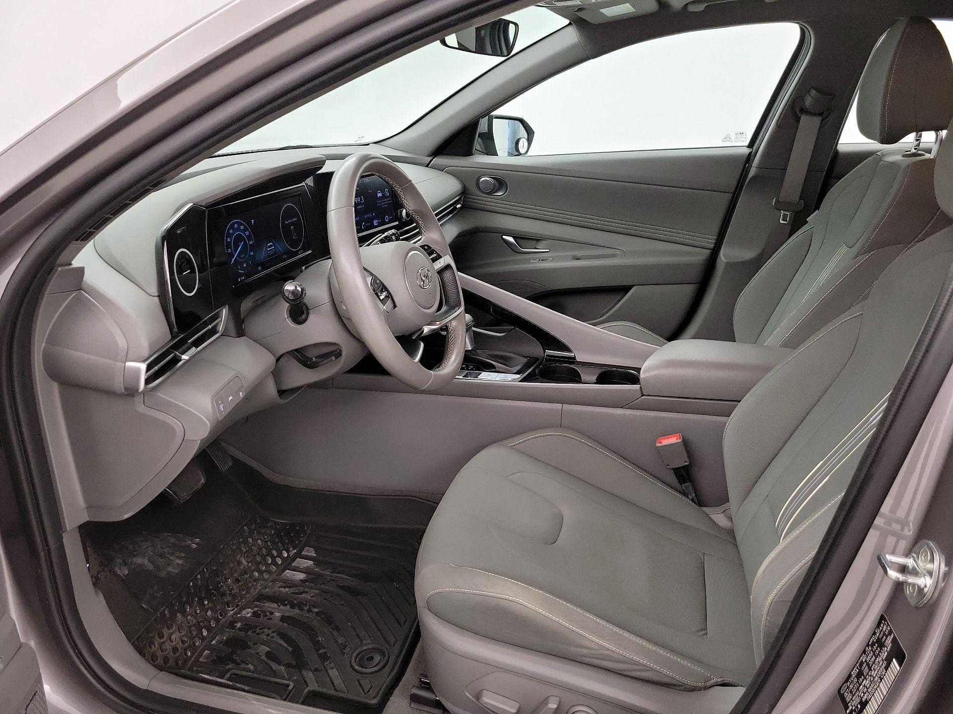 Thumbnail: 2021 Hyundai Elantra - 11