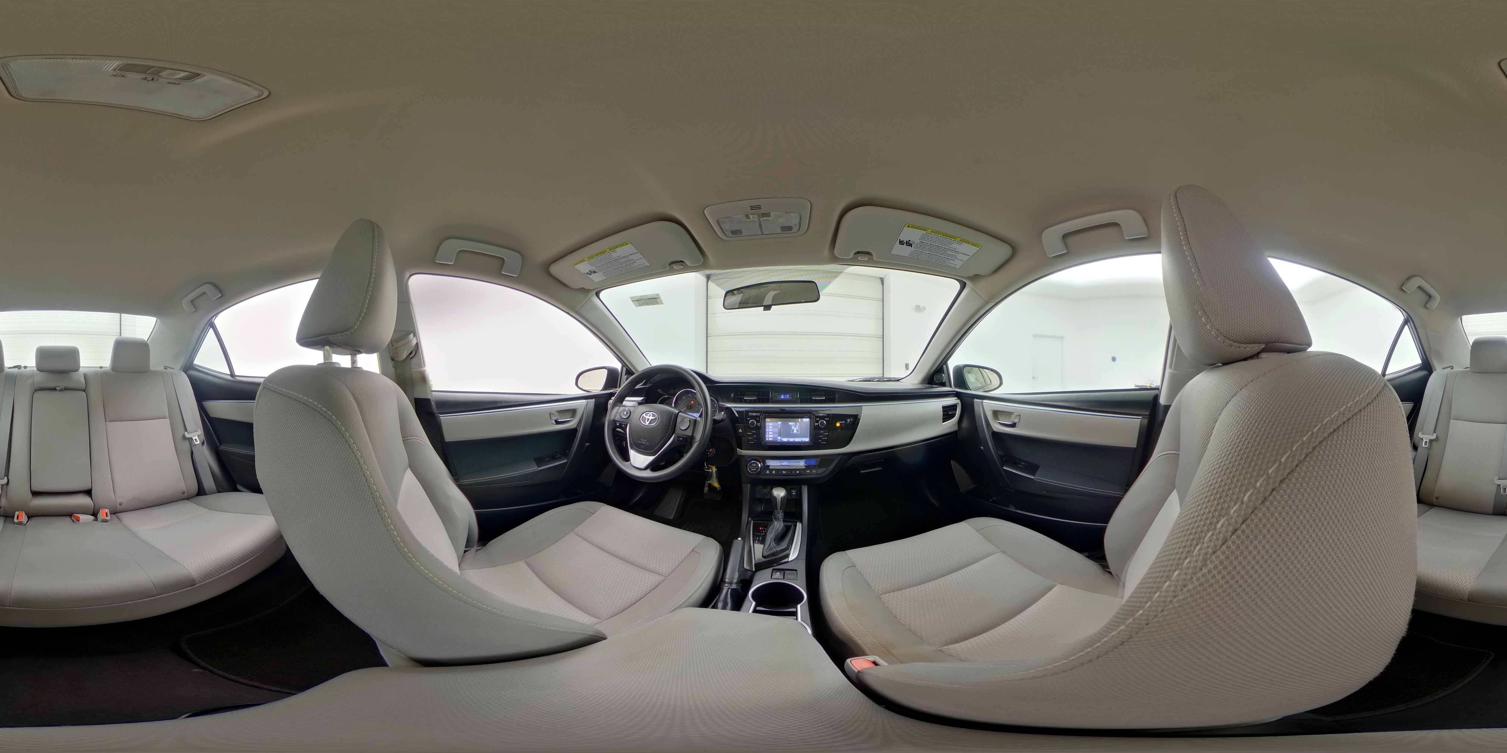 2015 Toyota Corolla LE - Photo 24