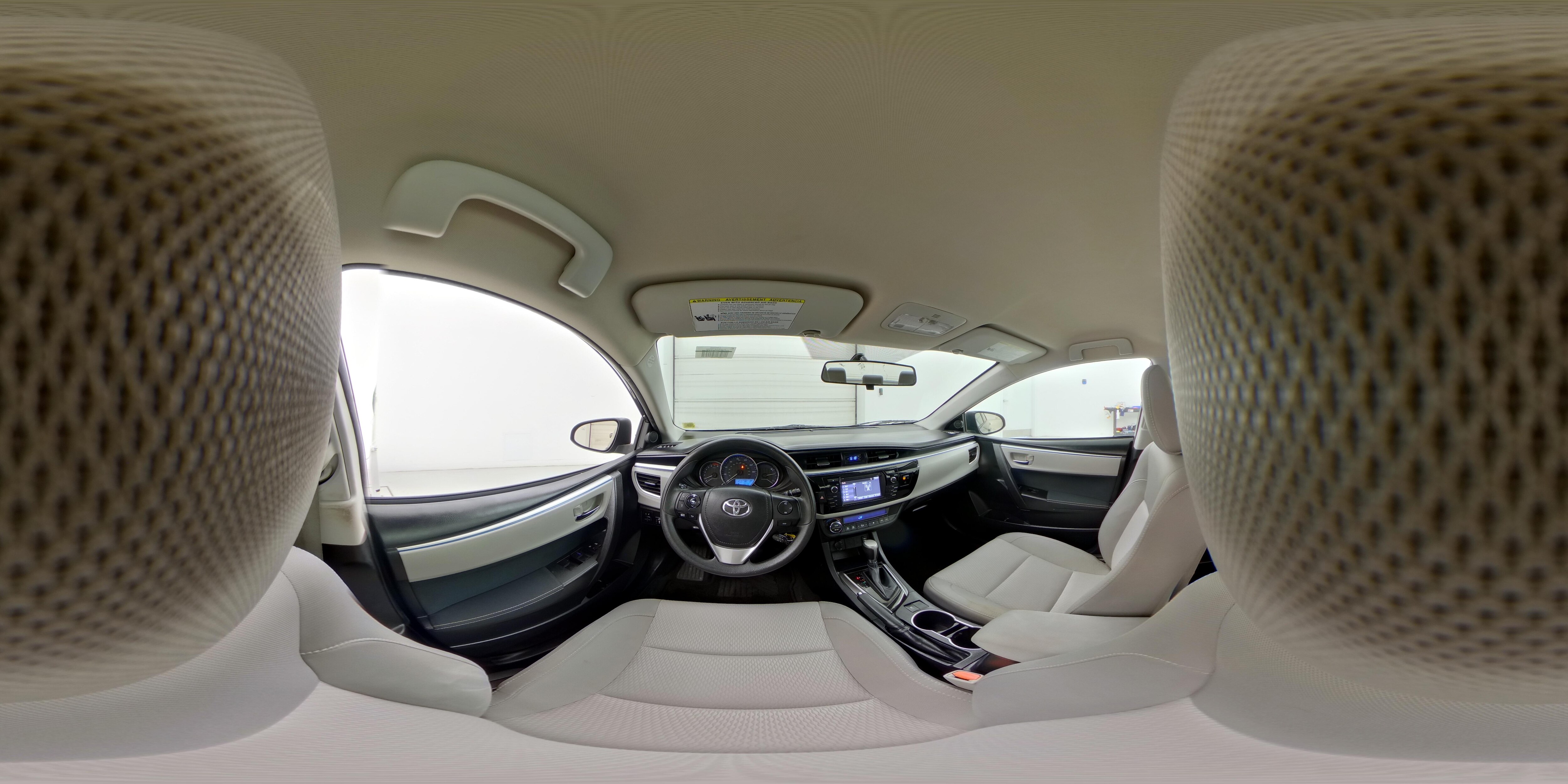2015 Toyota Corolla LE - Photo 26
