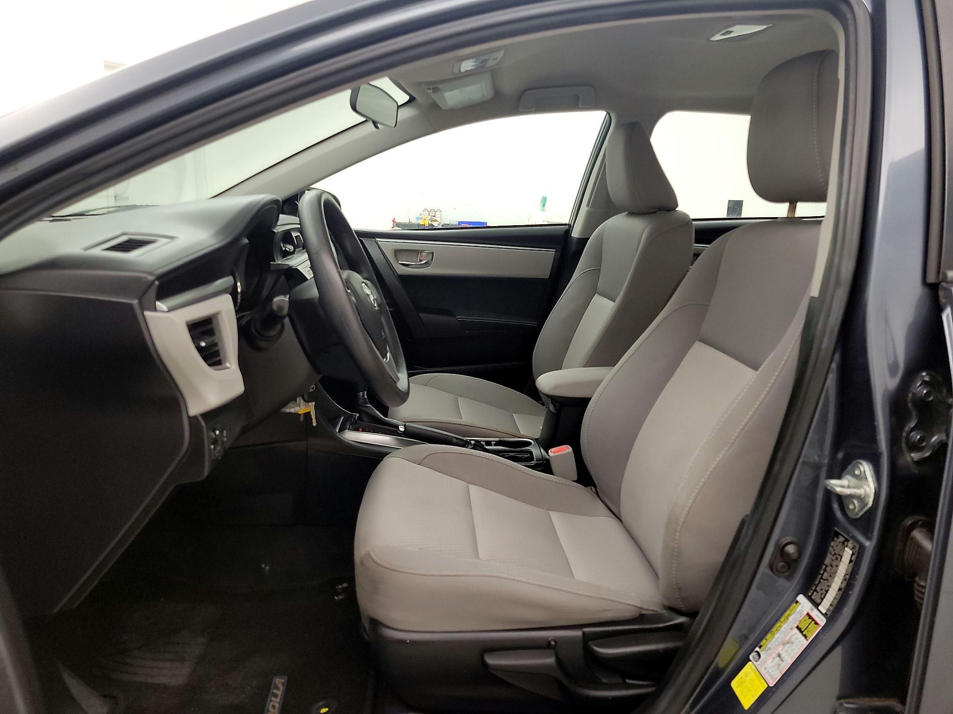 Thumbnail: 2015 Toyota Corolla - 11