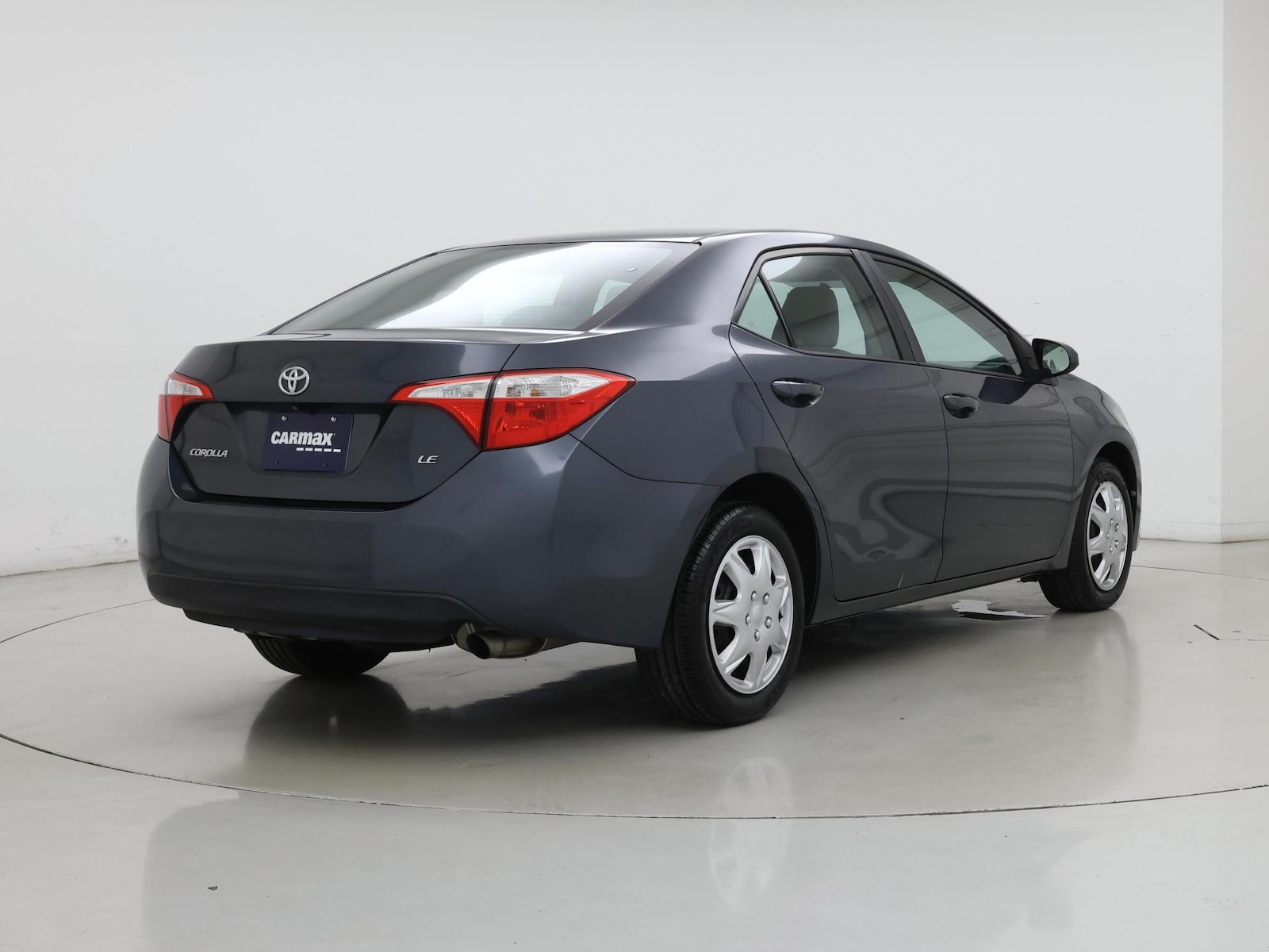 2015 Toyota Corolla LE - Photo 9