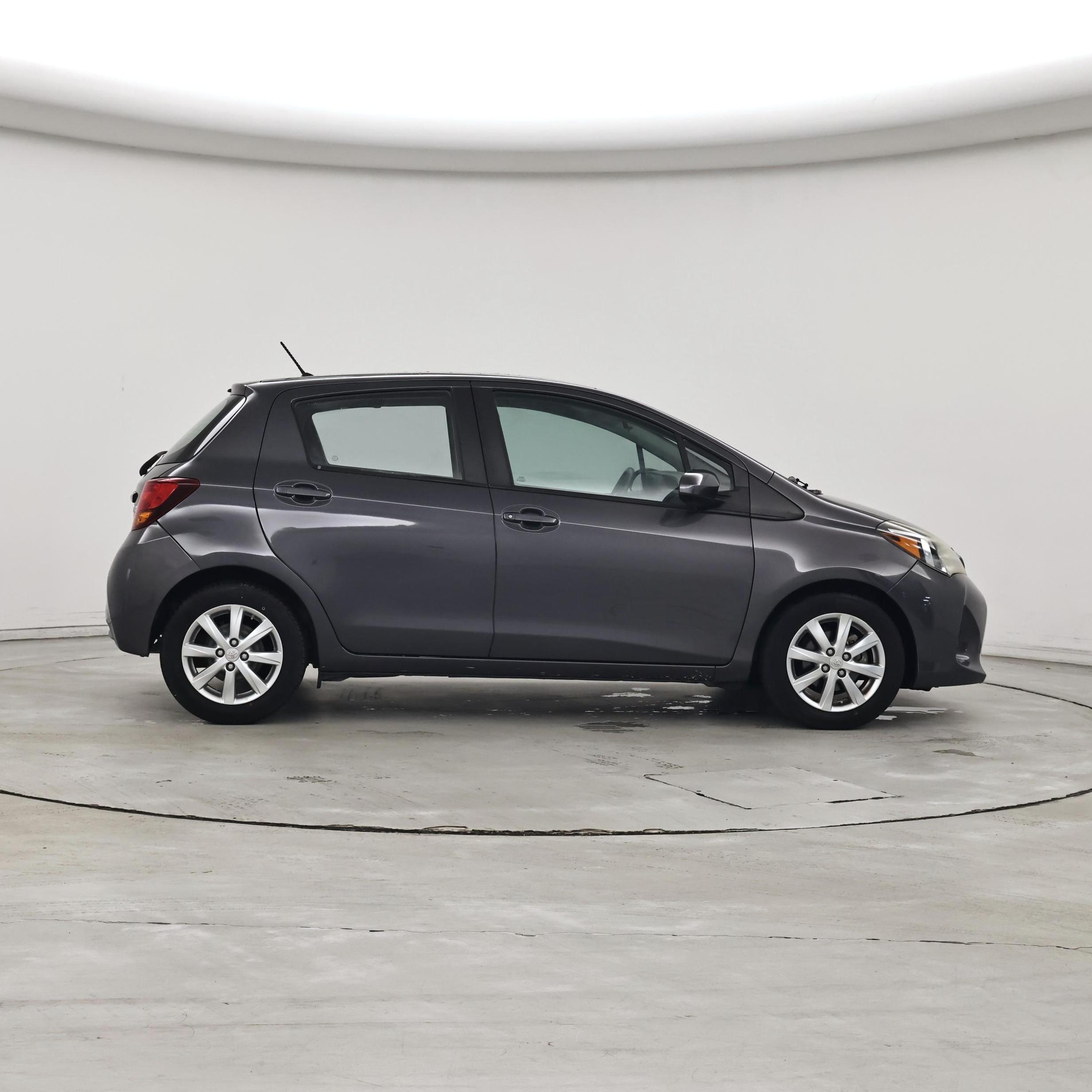 Thumbnail: 2015 Toyota Yaris - 7