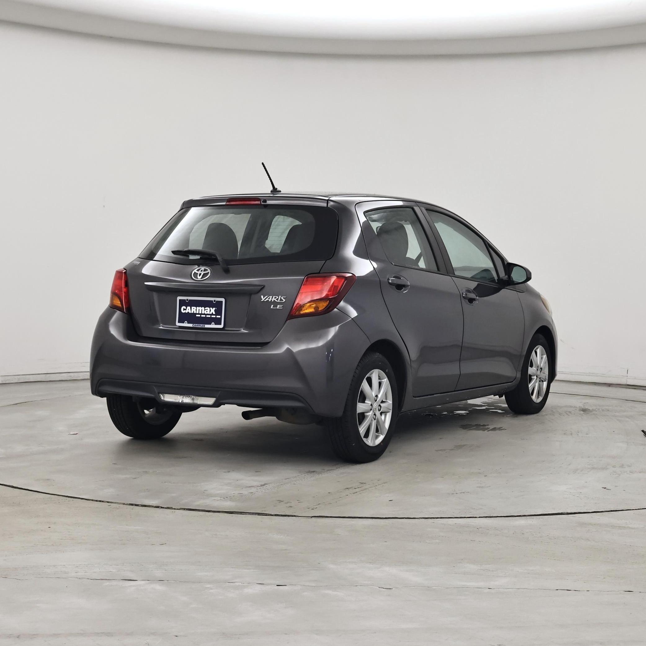 Thumbnail: 2015 Toyota Yaris - 8