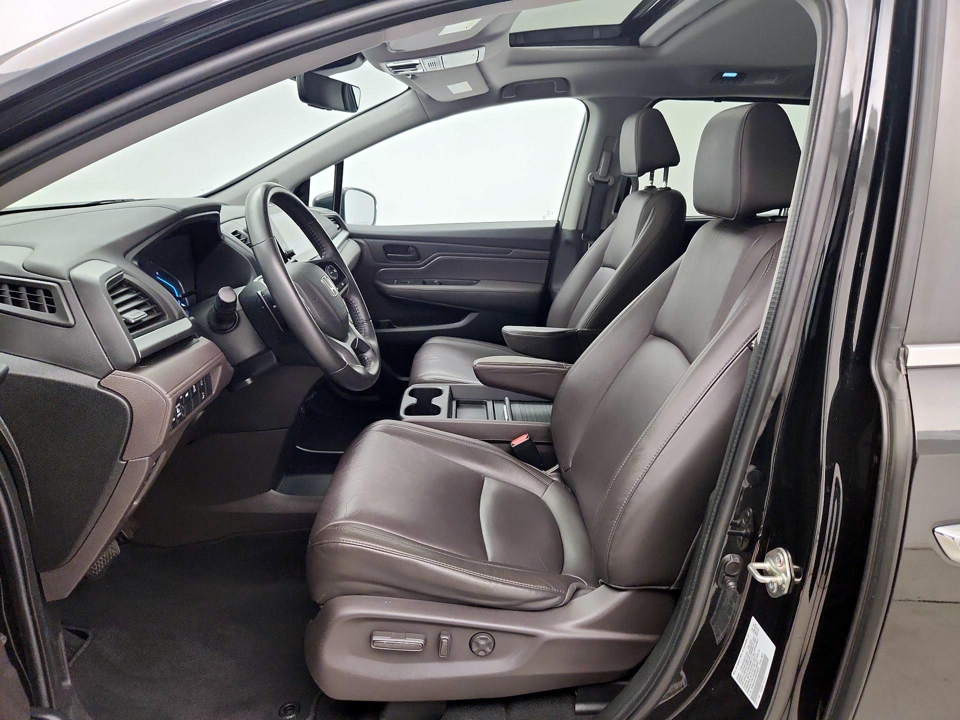 Thumbnail: 2019 Honda Odyssey - 11