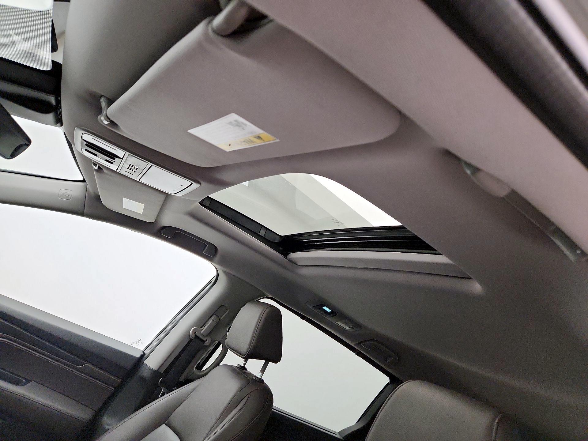 Thumbnail: 2019 Honda Odyssey - 18