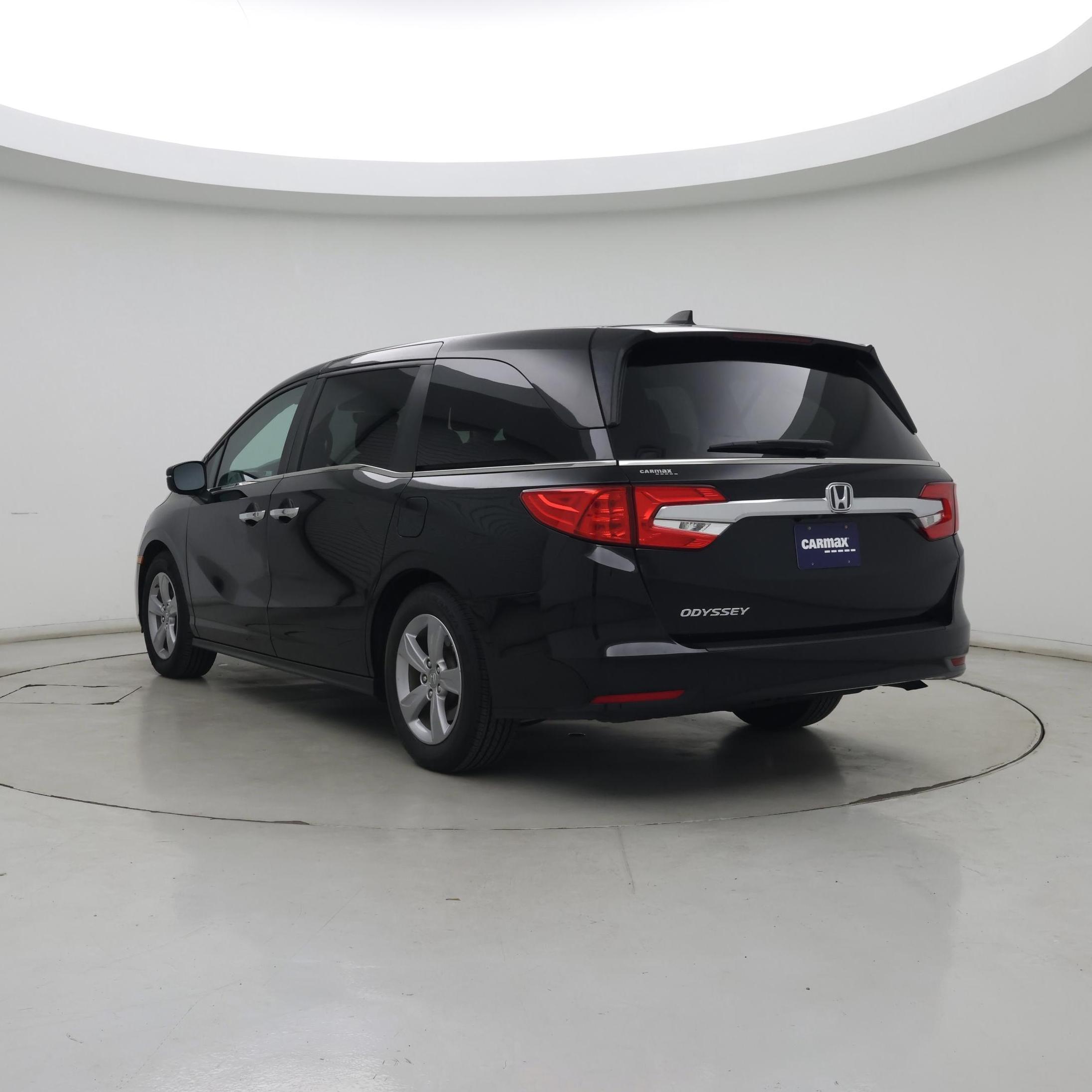 Thumbnail: 2019 Honda Odyssey - 2