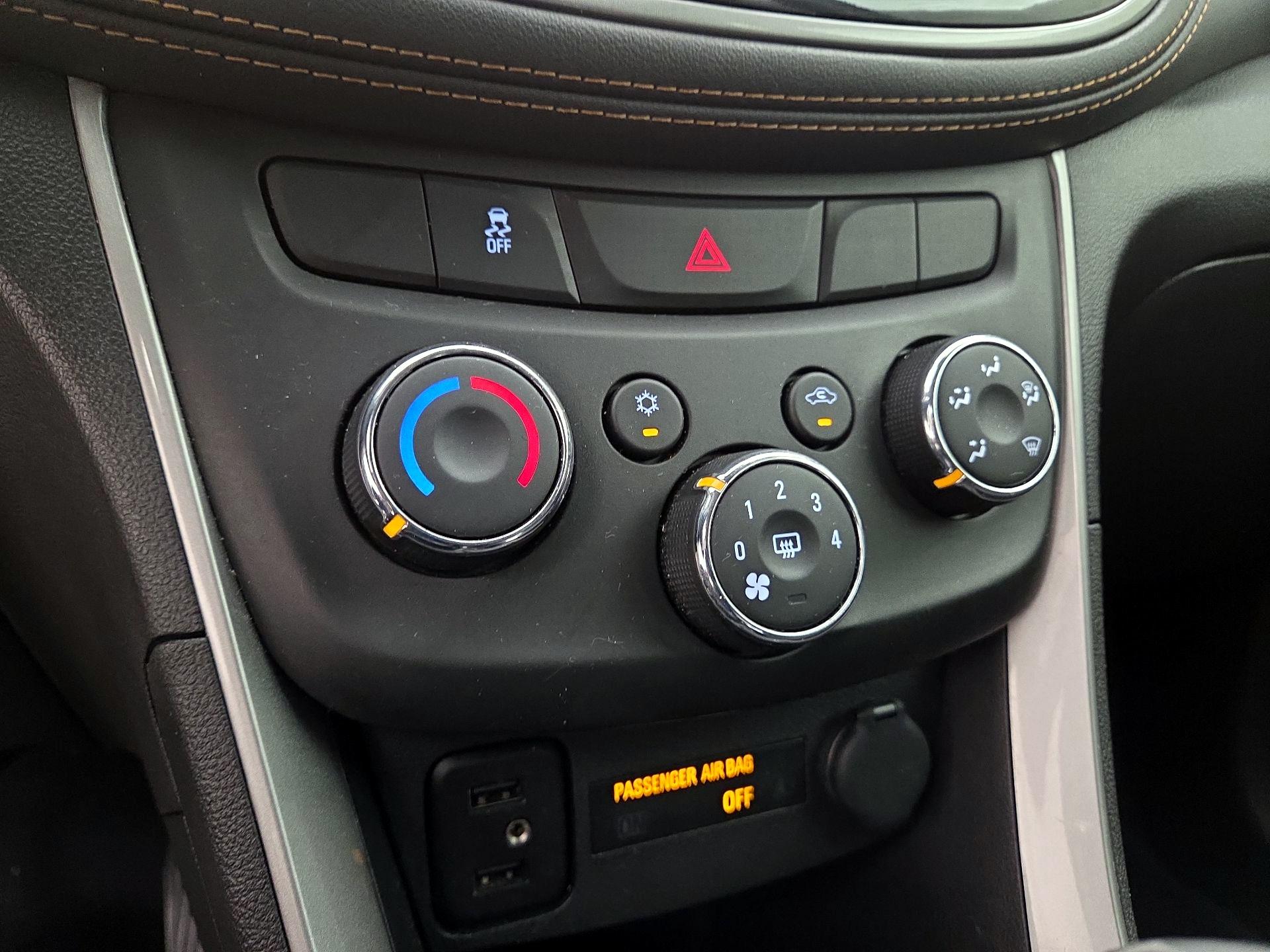 Thumbnail: 2020 Chevrolet Trax - 16