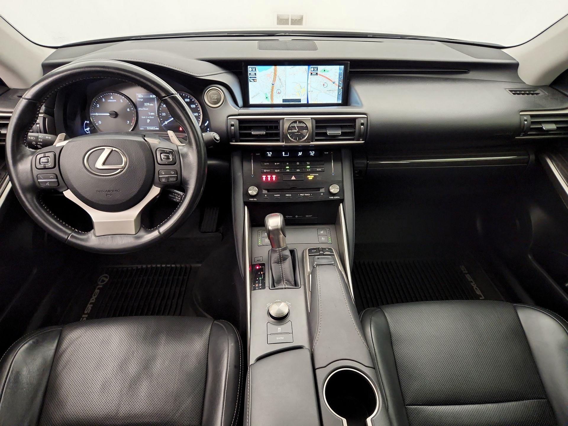 Thumbnail: 2017 Lexus IS - 9