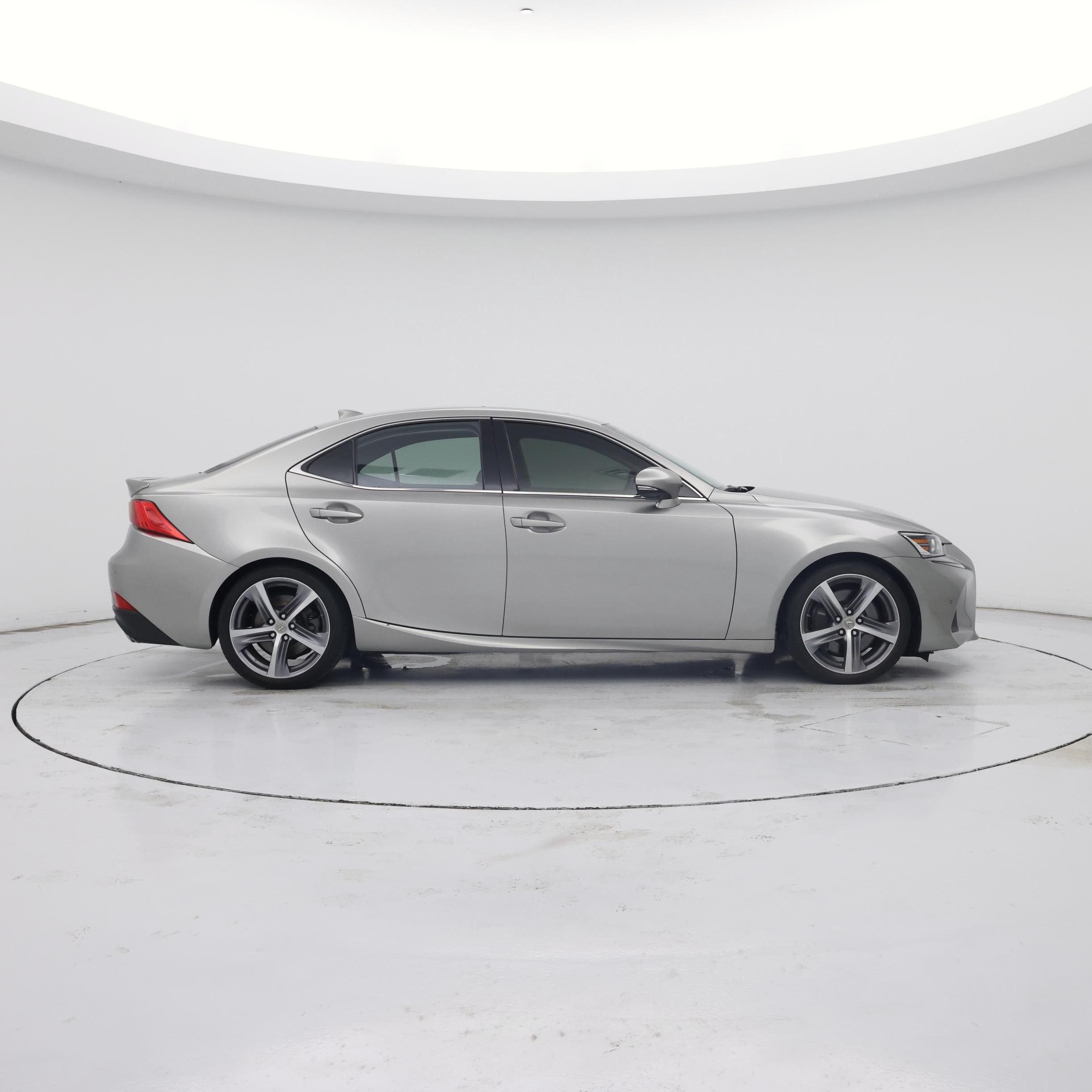 Thumbnail: 2017 Lexus IS - 7
