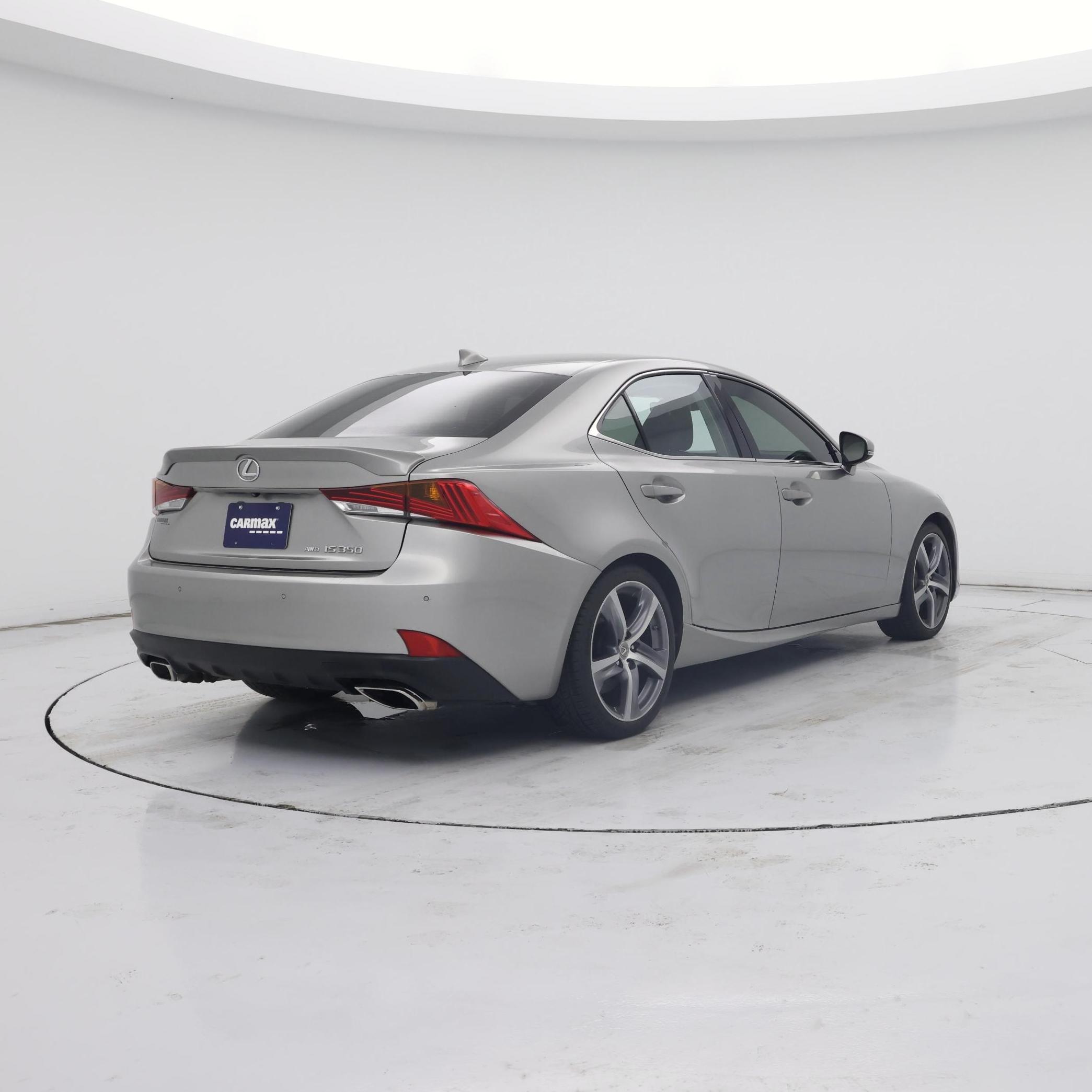 Thumbnail: 2017 Lexus IS - 8