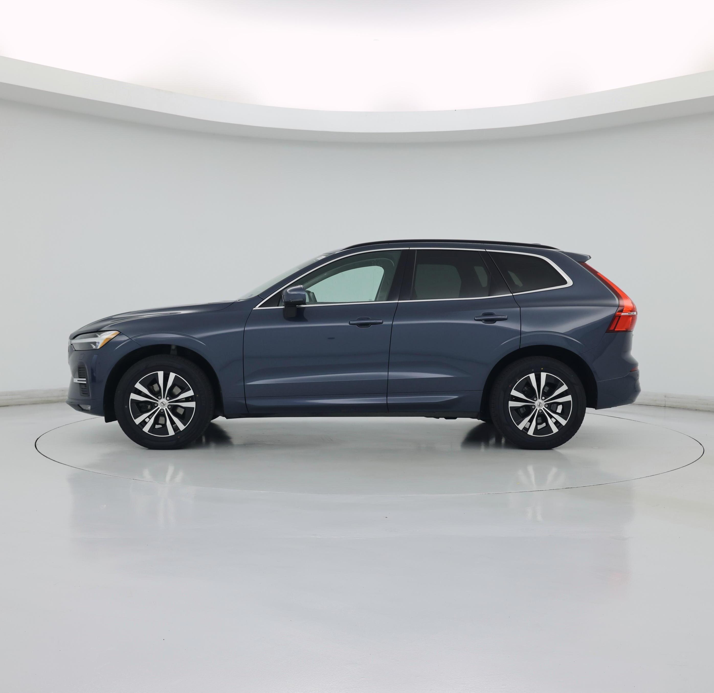 Thumbnail: 2023 Volvo XC60 - 3