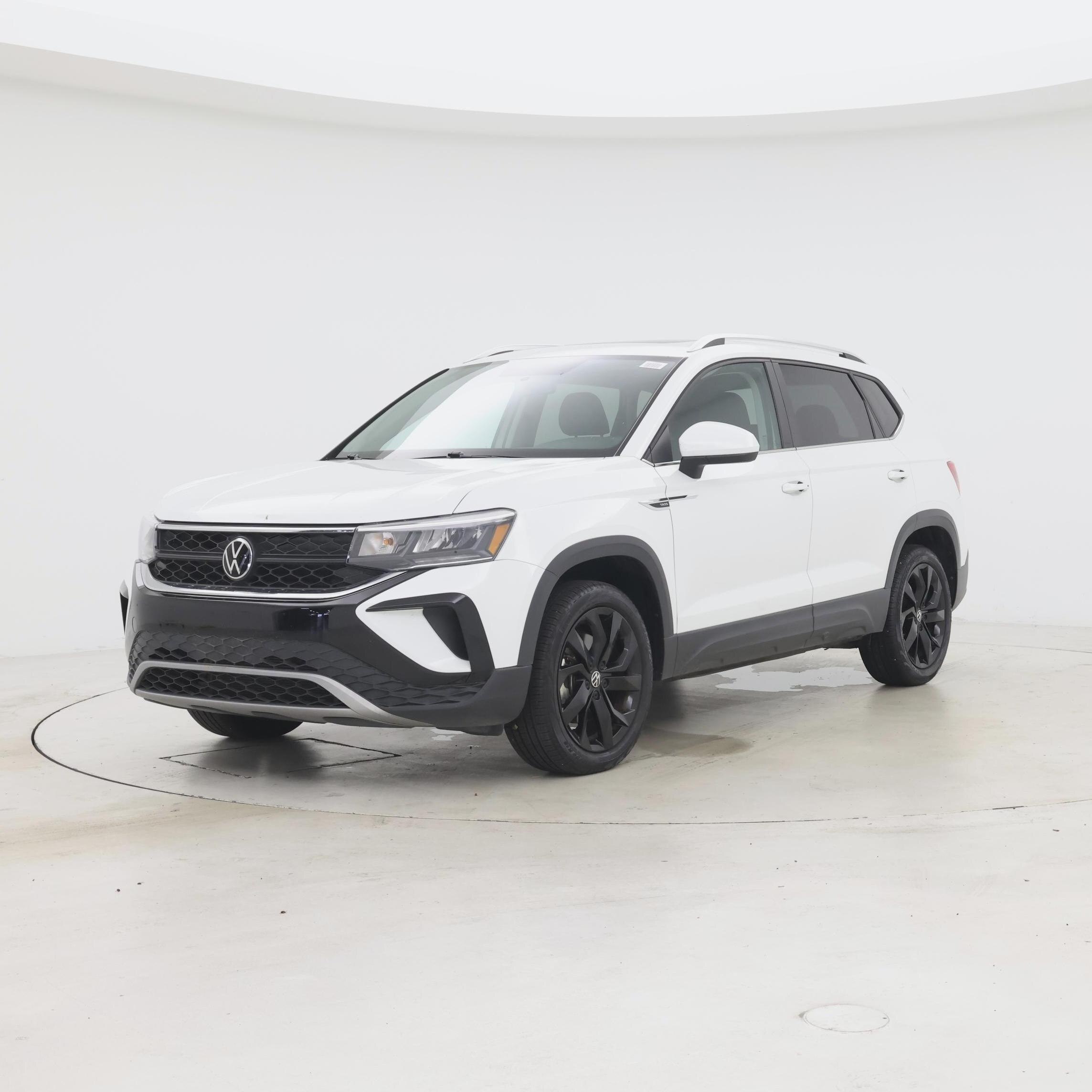 Thumbnail: 2022 Volkswagen Taos - 4