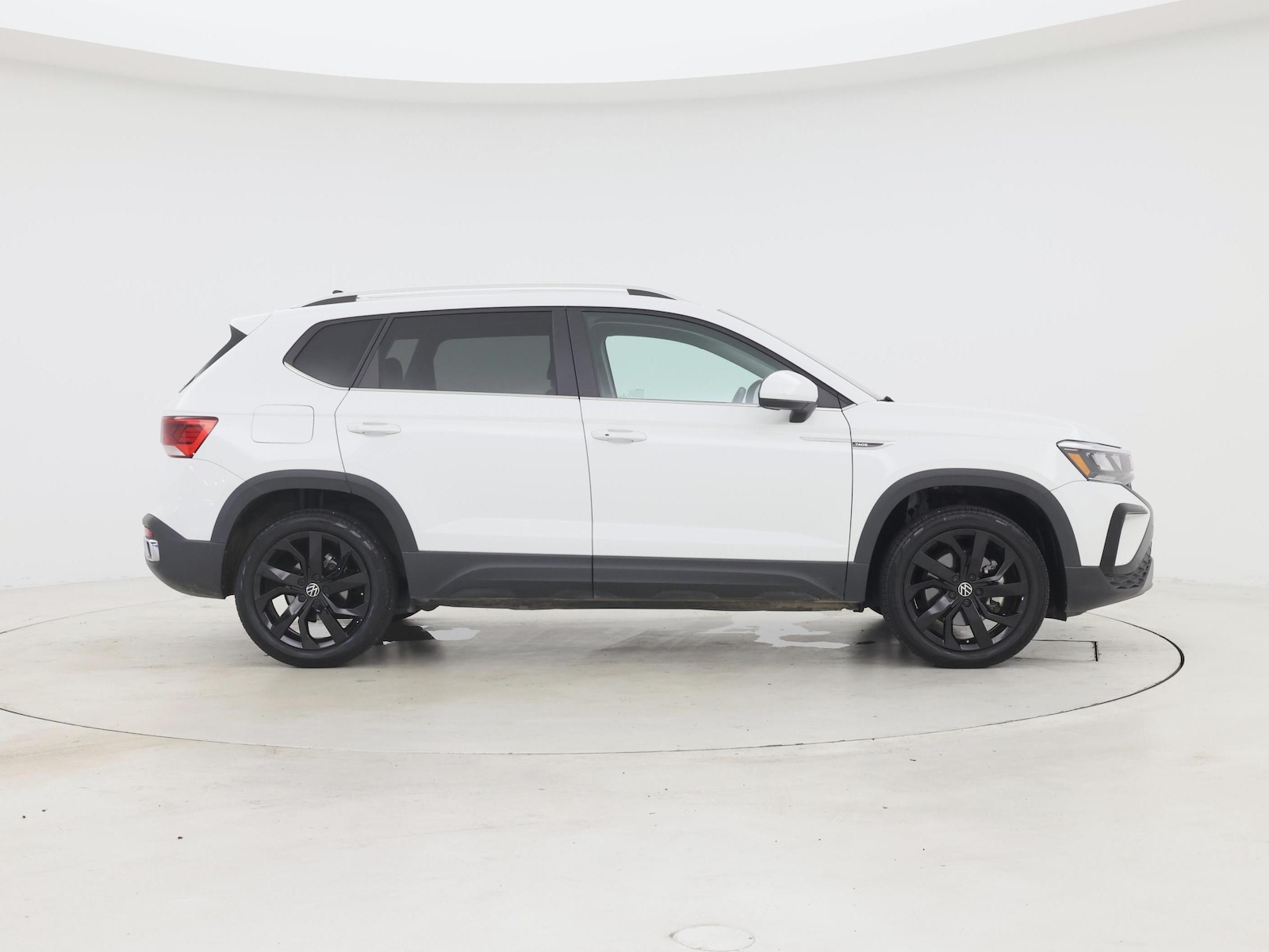 2022 Volkswagen Taos SE - Photo 8