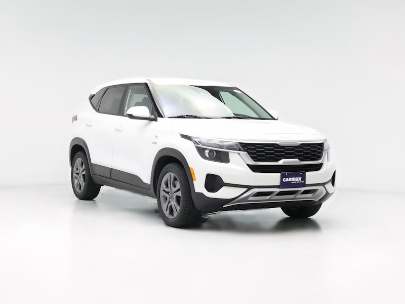 2022 Kia Seltos LX -
                  Kenosha, WI