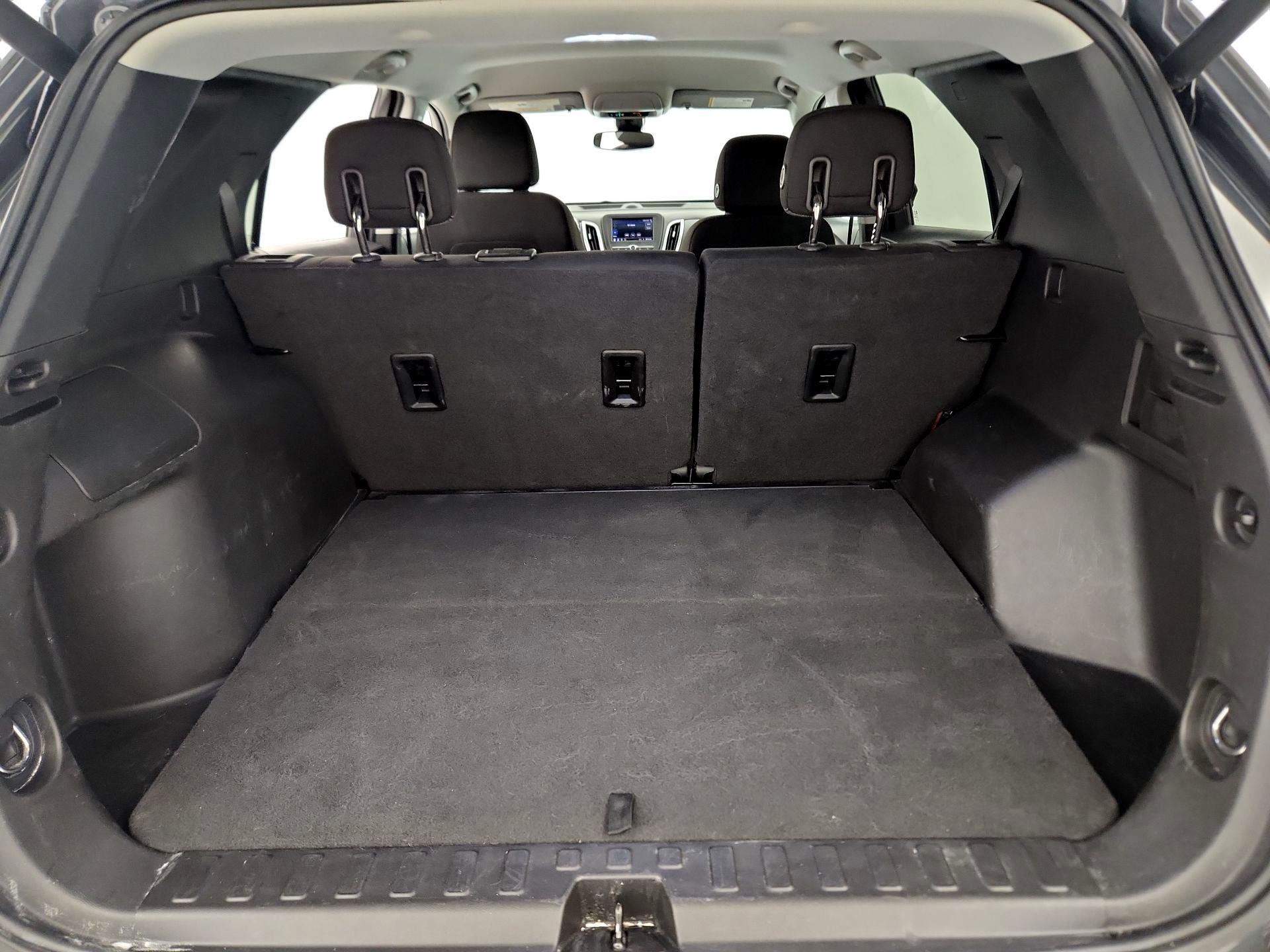 Thumbnail: 2020 Chevrolet Equinox - 20