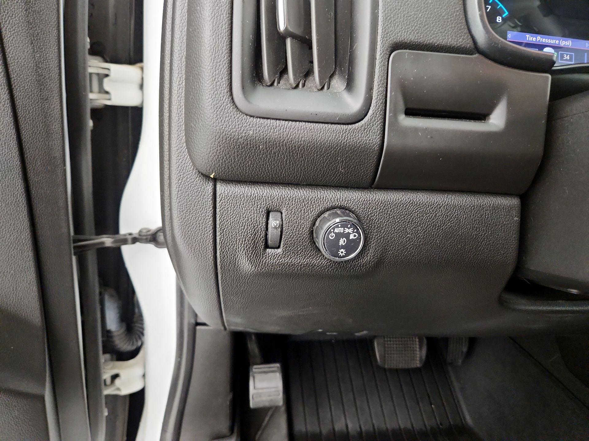Thumbnail: 2019 Chevrolet Colorado - 13