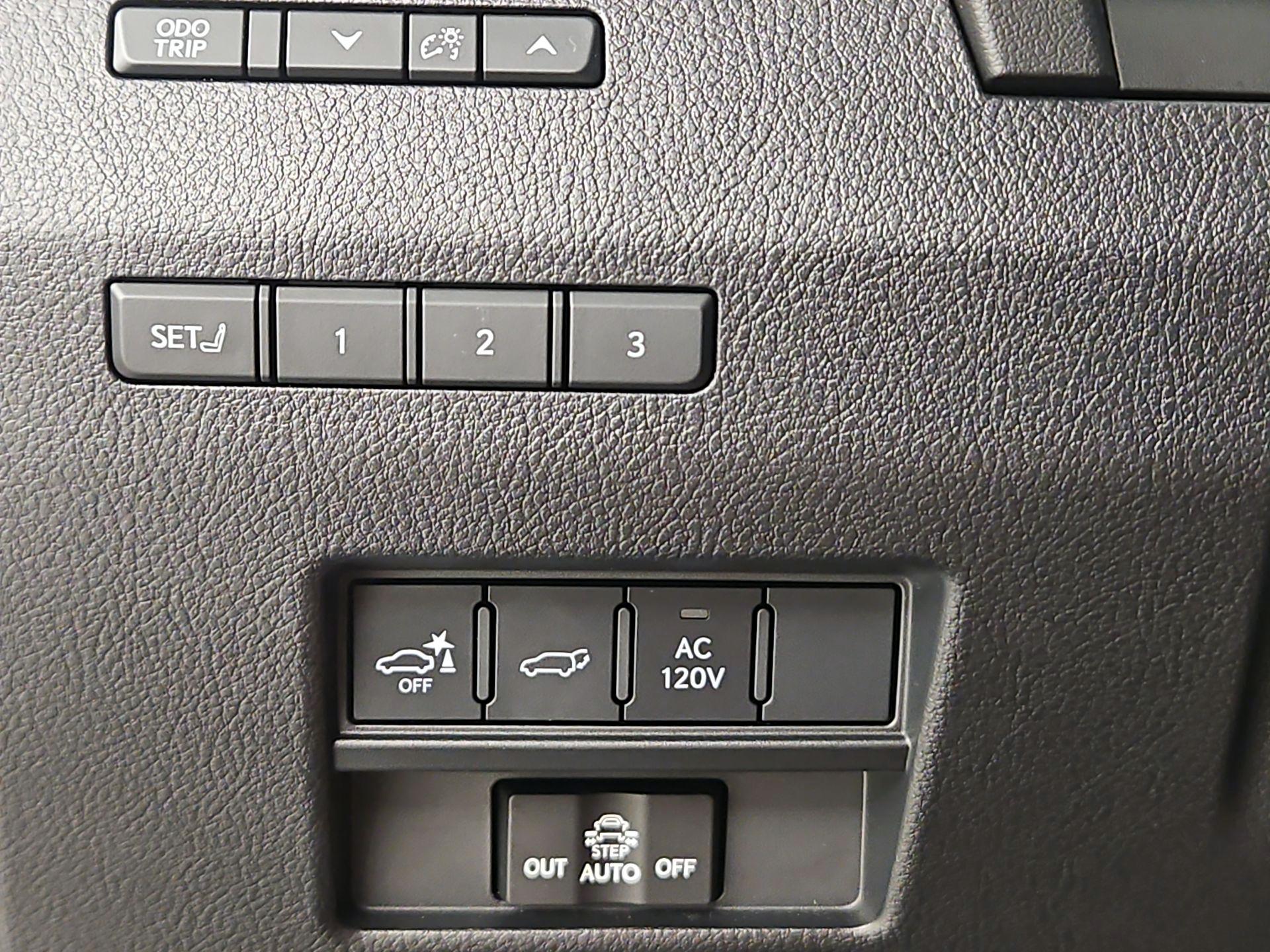 Thumbnail: 2024 Lexus GX - 13