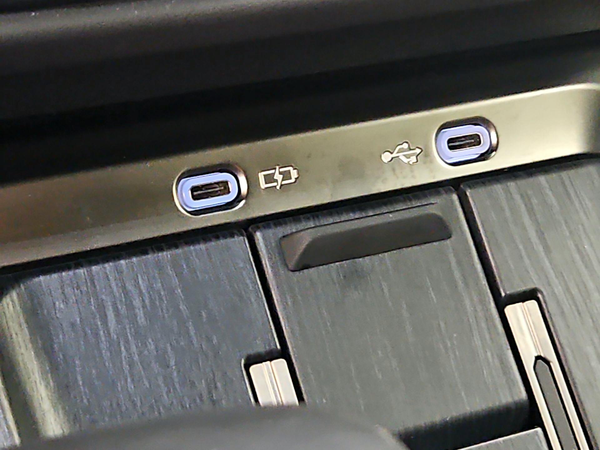 Thumbnail: 2024 Lexus GX - 18