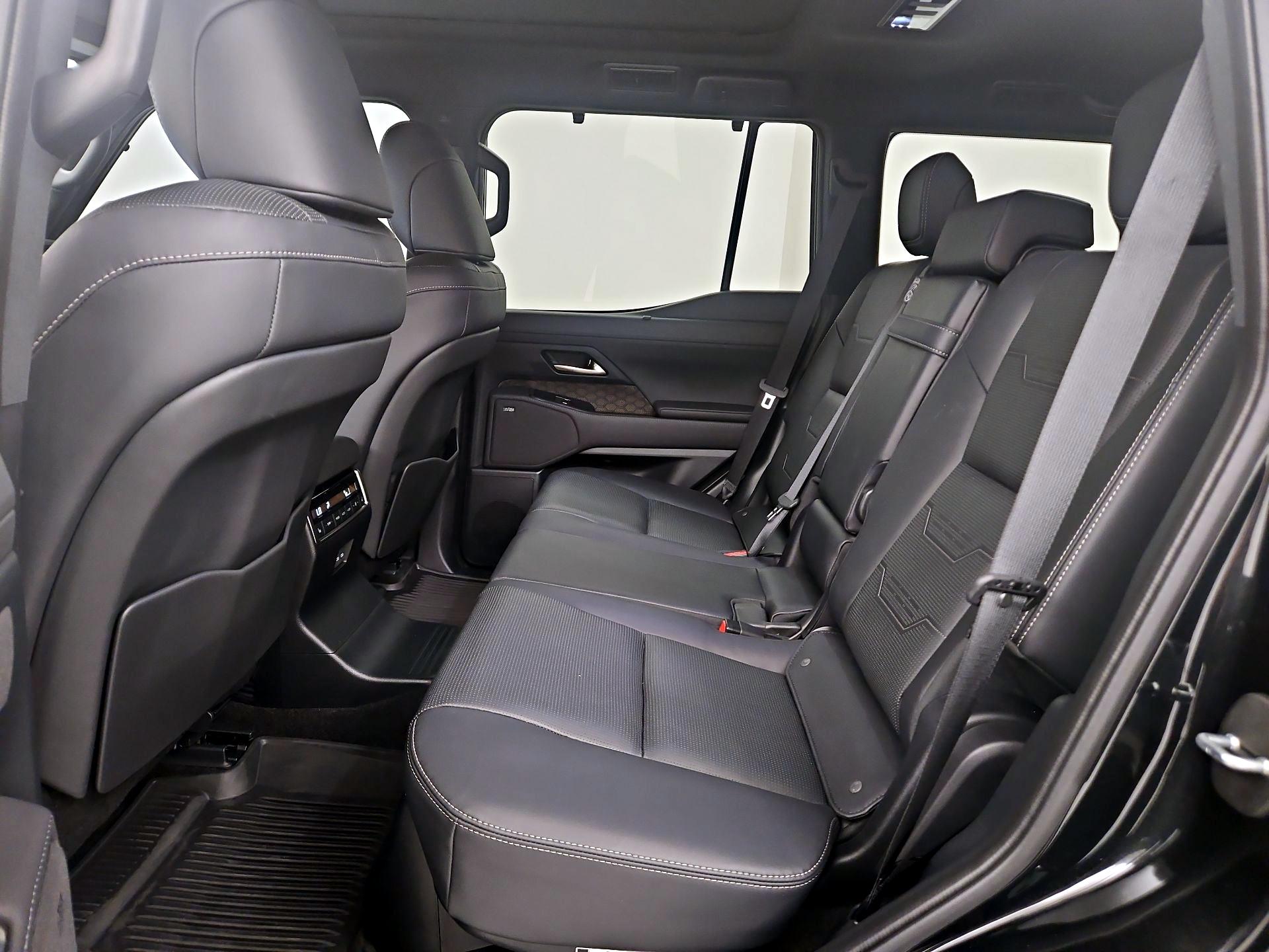 Thumbnail: 2024 Lexus GX - 20