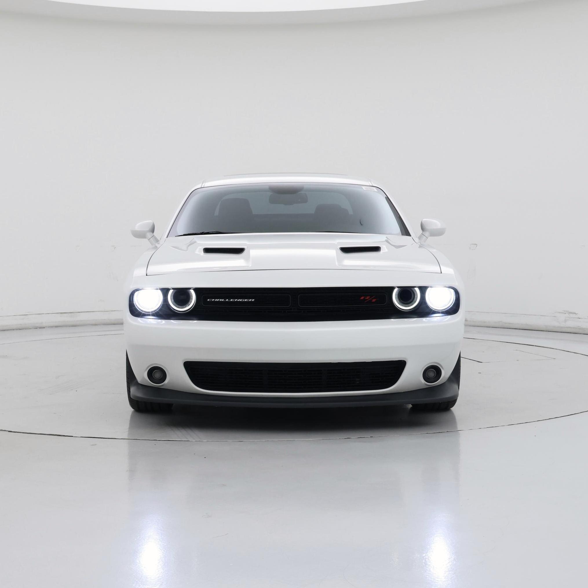 Thumbnail: 2015 Dodge Challenger - 5