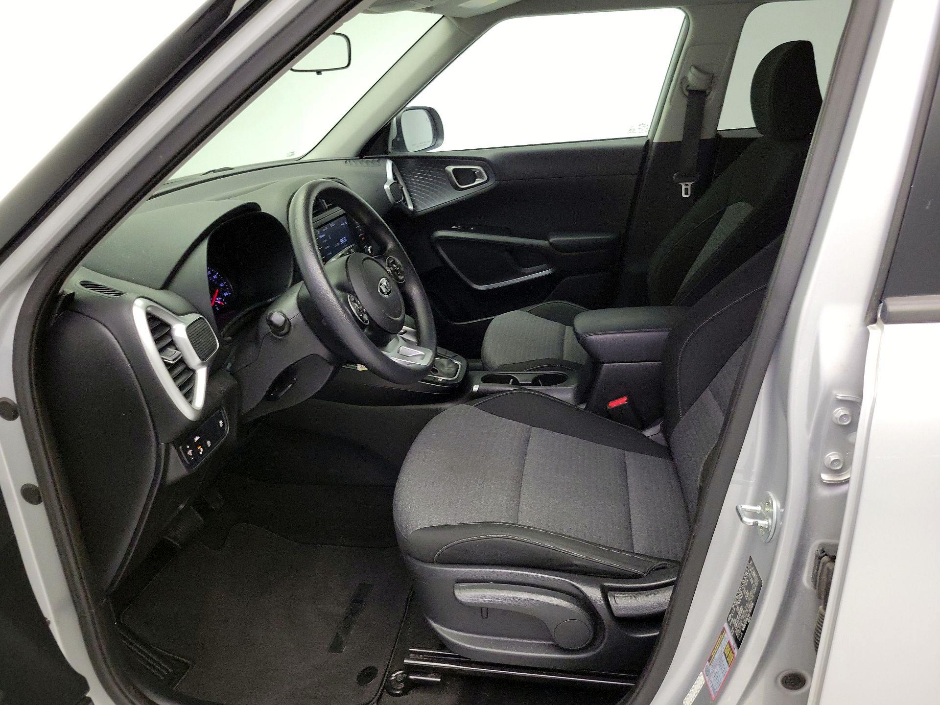 Thumbnail: 2020 Kia Soul - 11