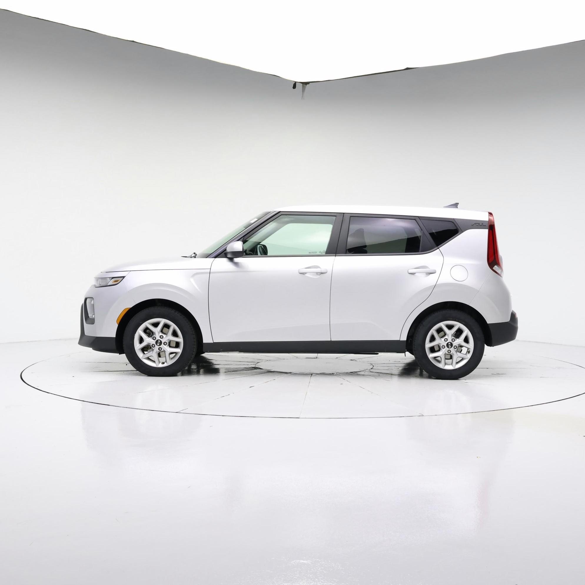 Thumbnail: 2020 Kia Soul - 3