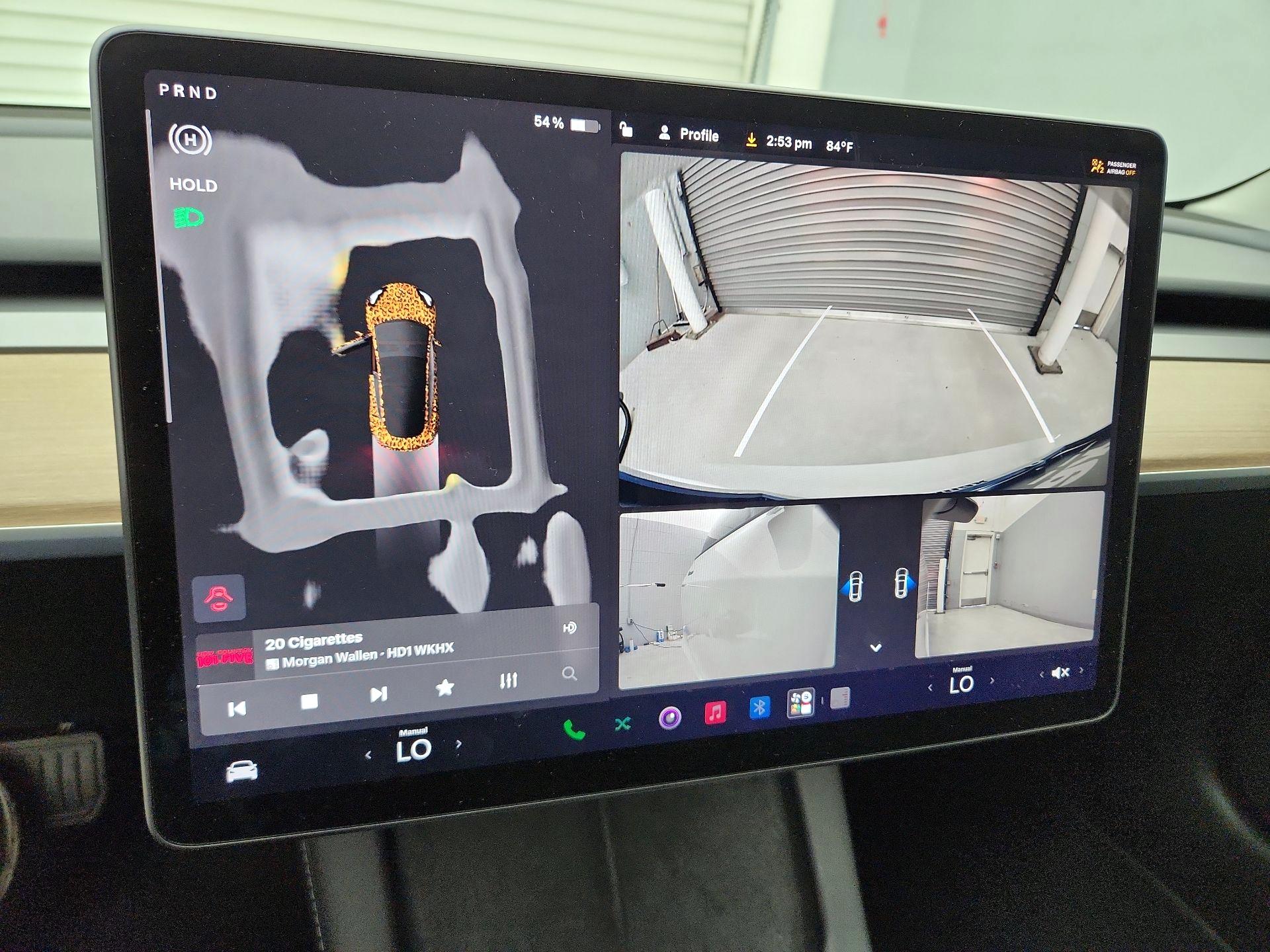 Thumbnail: 2023 Tesla Model 3 - 14