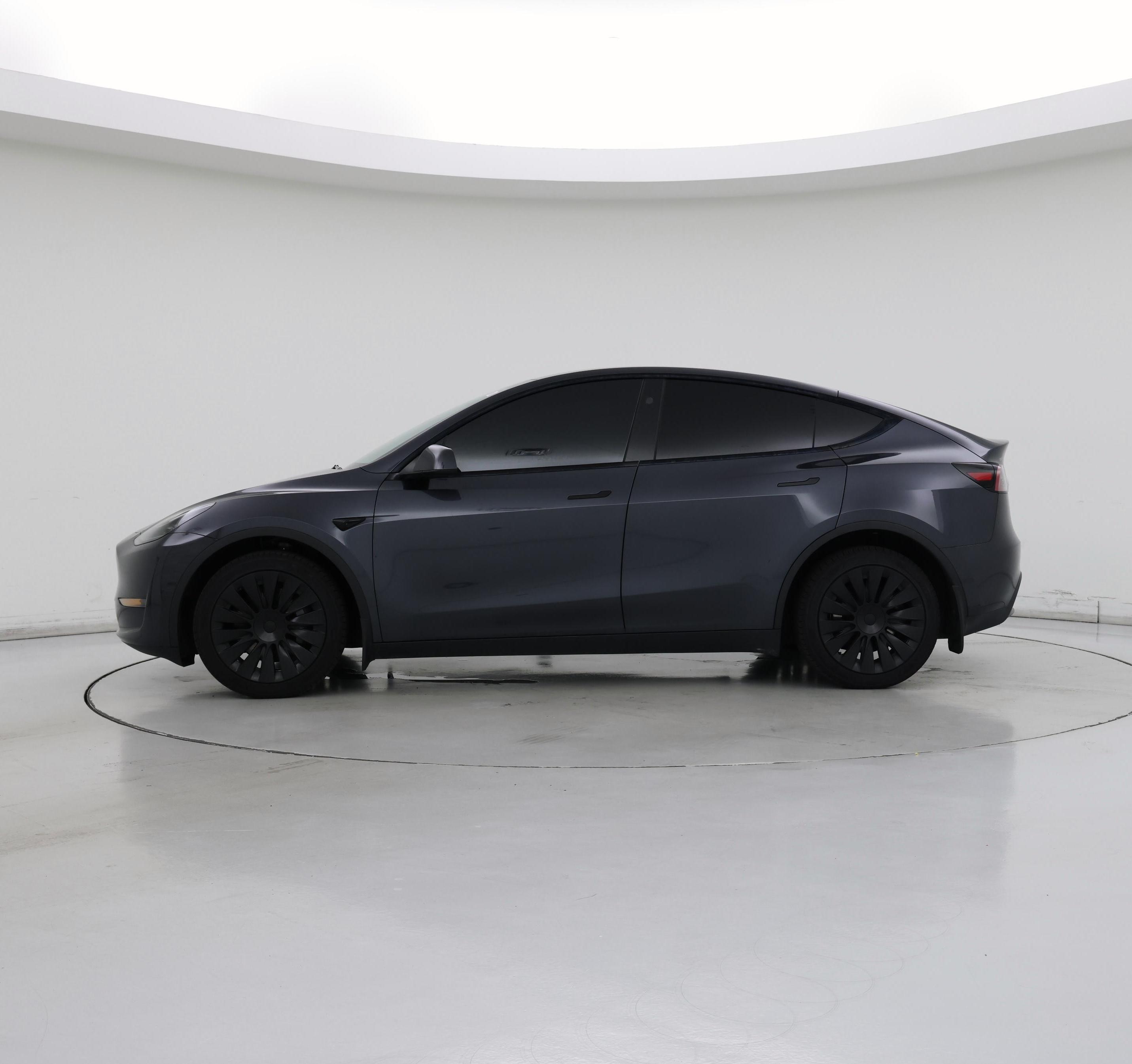 Thumbnail: 2024 Tesla Model Y - 3