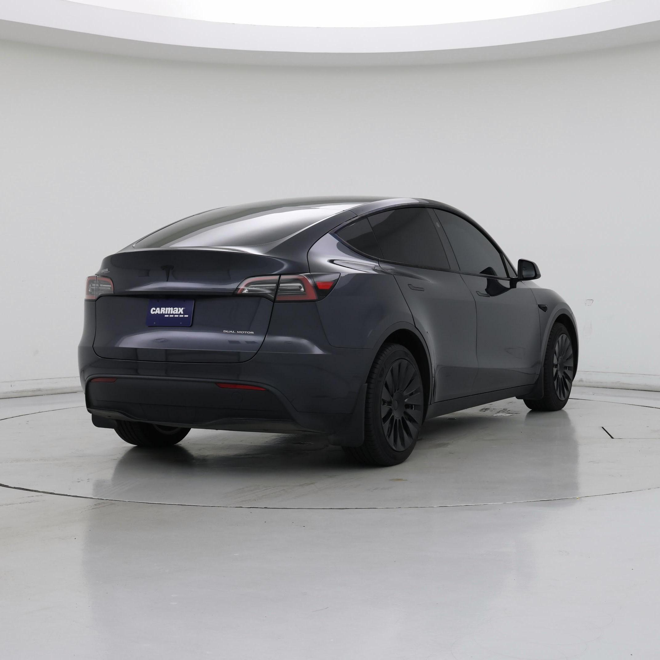 Thumbnail: 2024 Tesla Model Y - 8