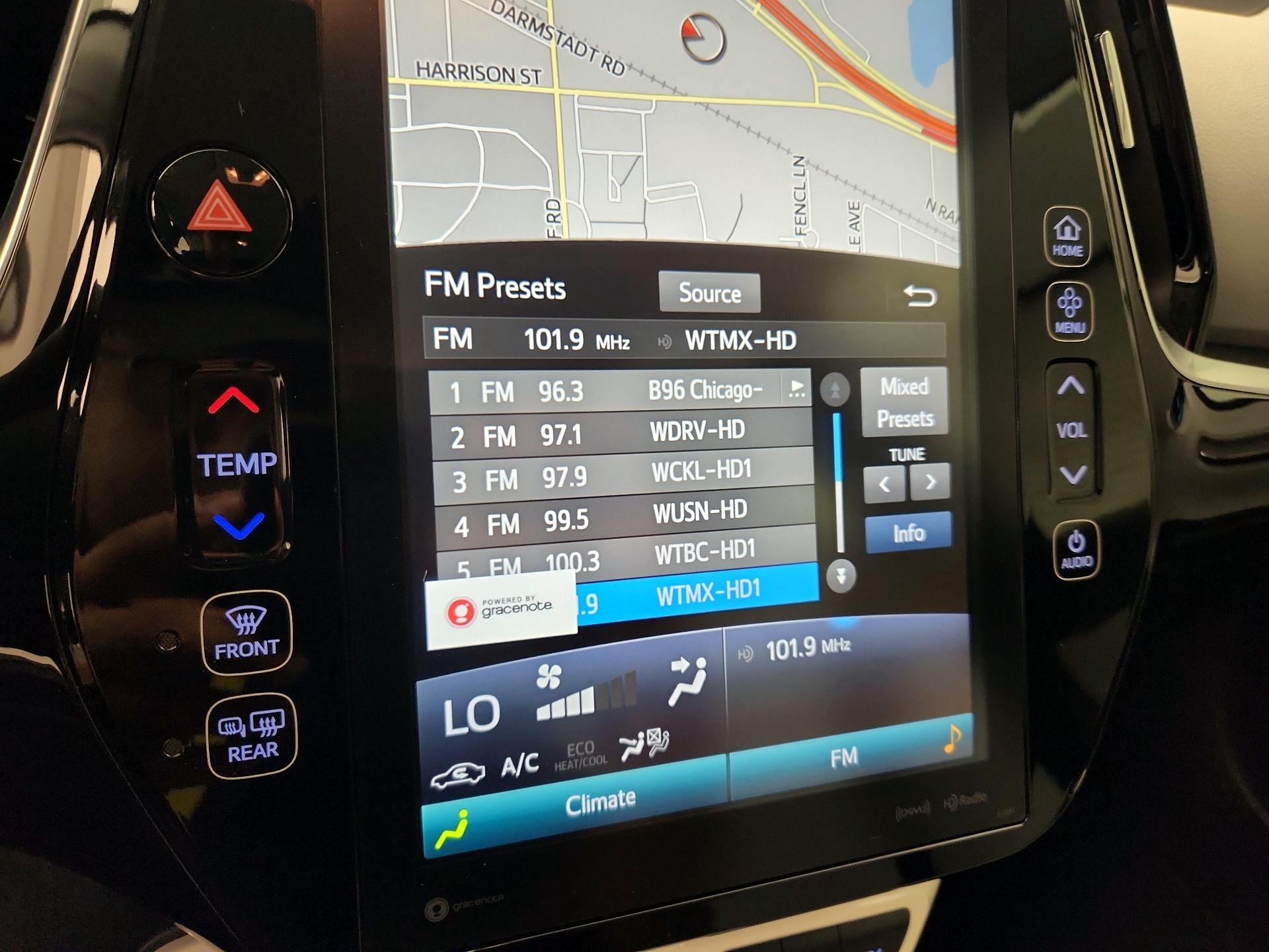 Thumbnail: 2018 Toyota Prius Prime - 16