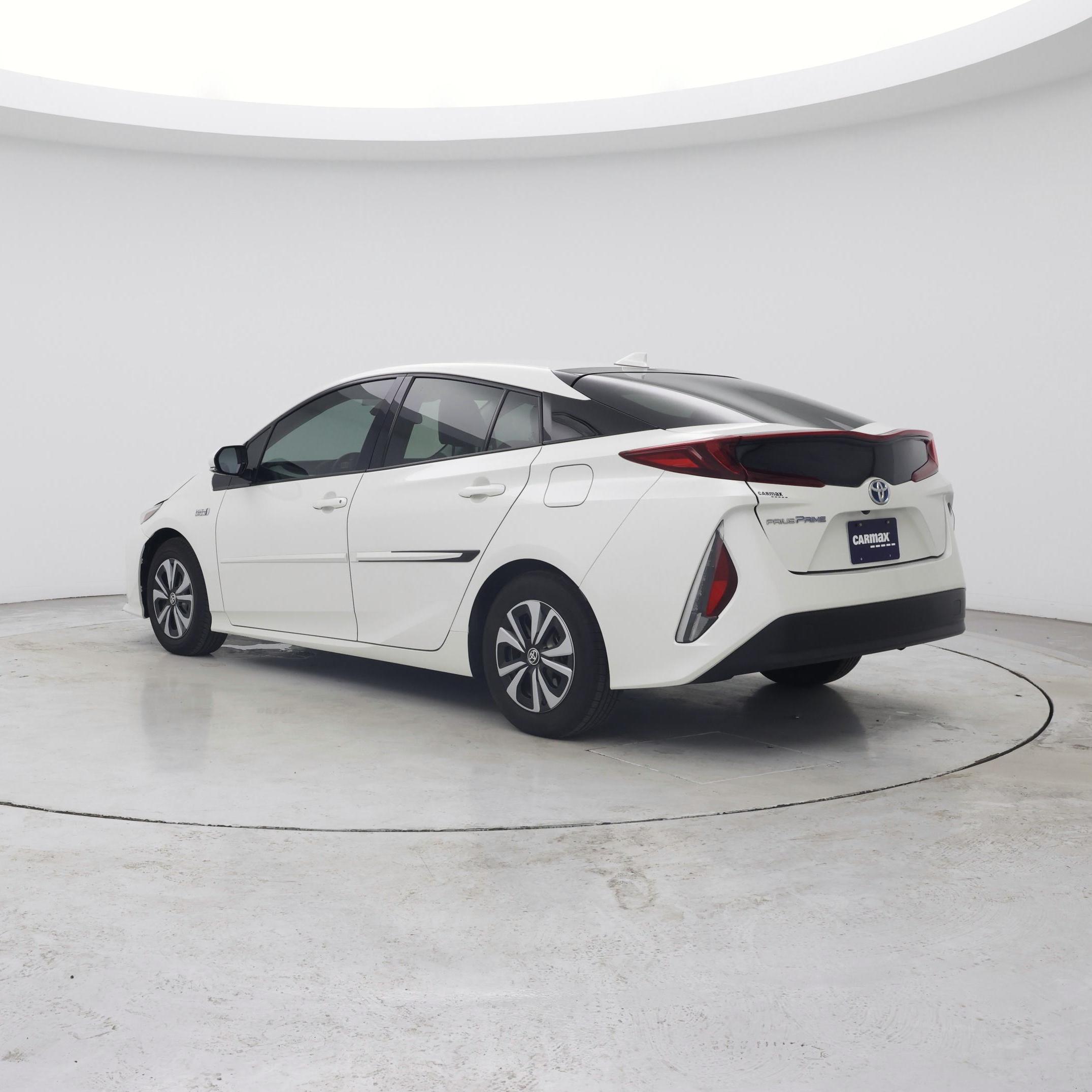 Thumbnail: 2018 Toyota Prius Prime - 2