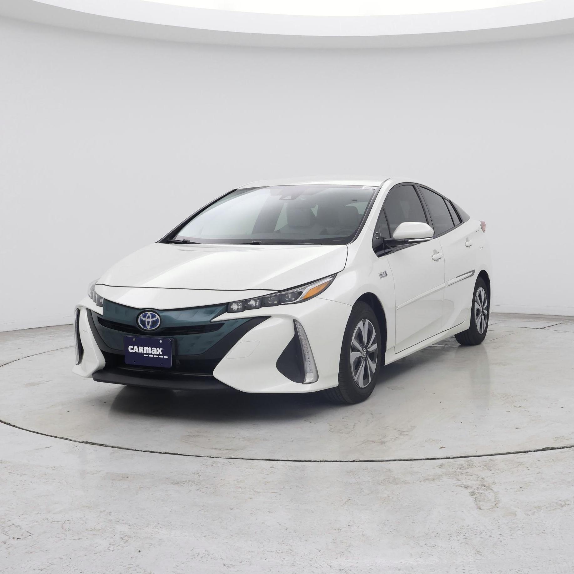Thumbnail: 2018 Toyota Prius Prime - 4