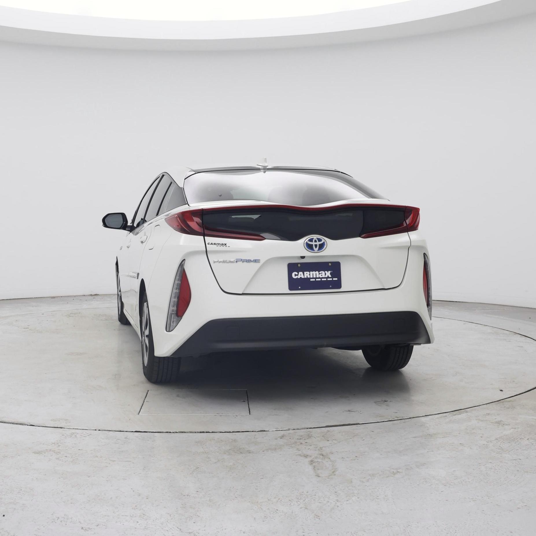 Thumbnail: 2018 Toyota Prius Prime - 6