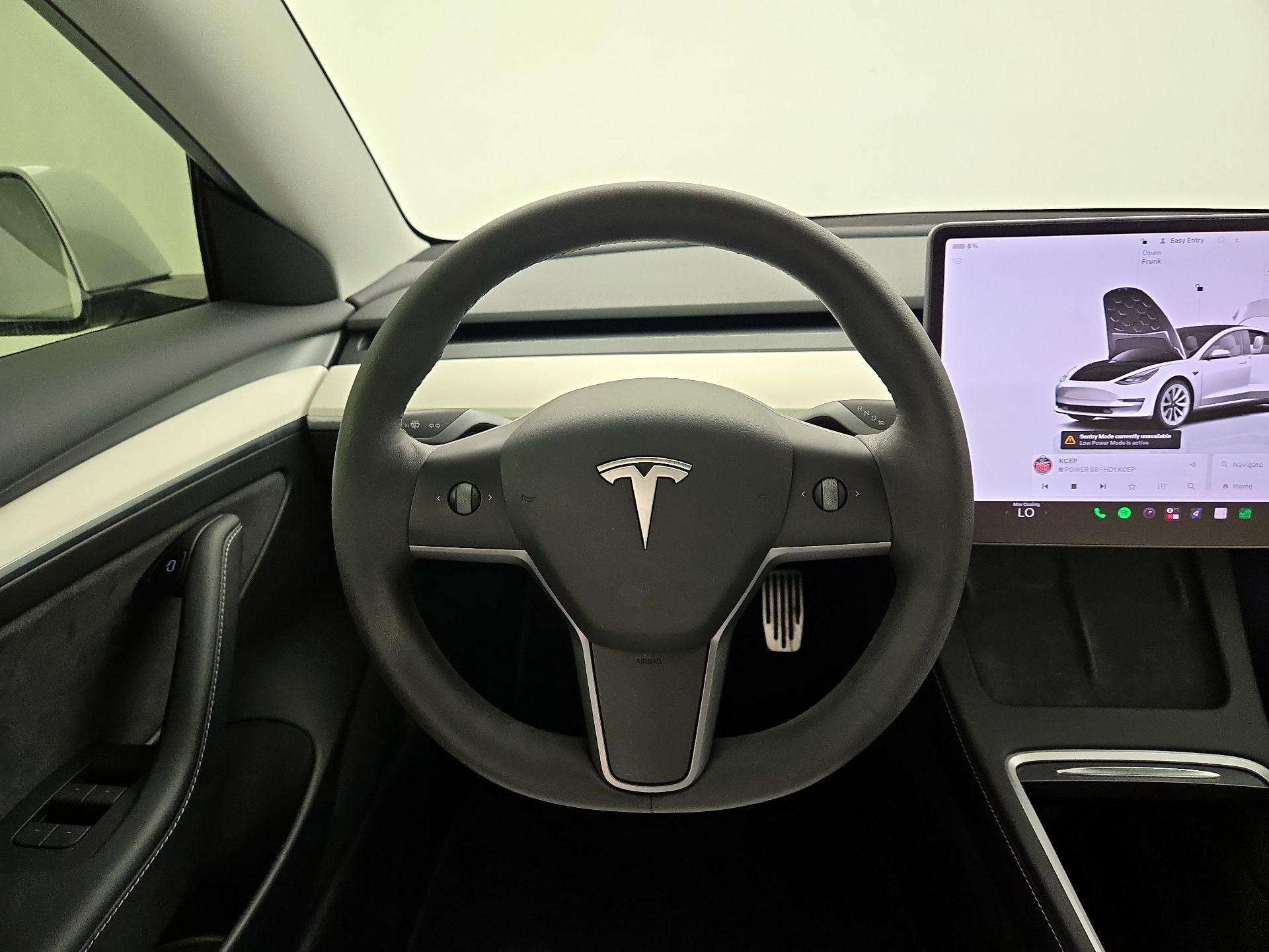 Thumbnail: 2022 Tesla Model 3 - 10