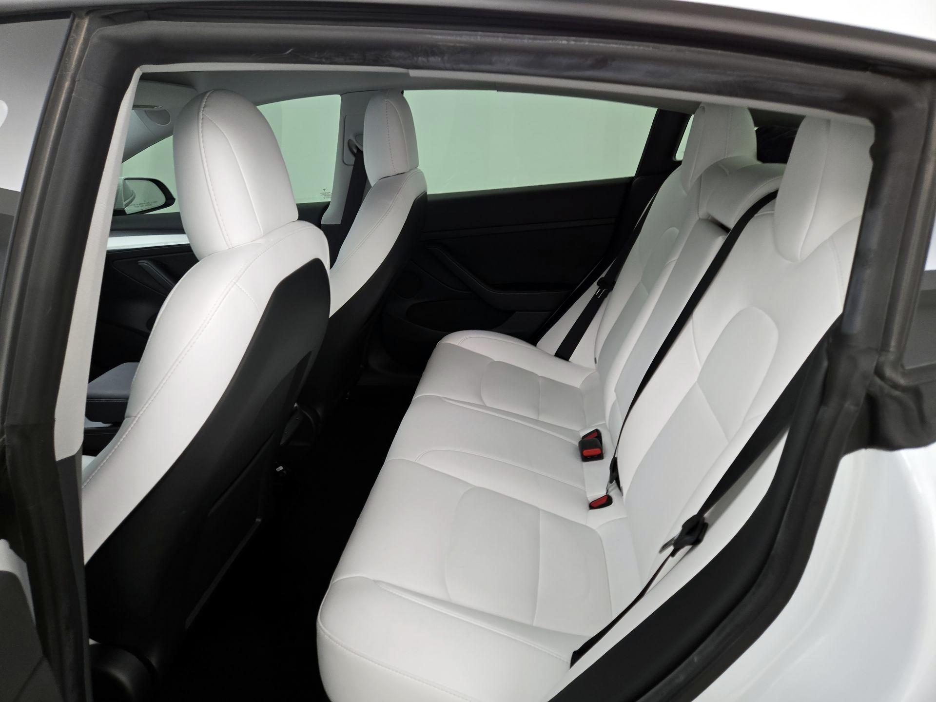 Thumbnail: 2022 Tesla Model 3 - 20