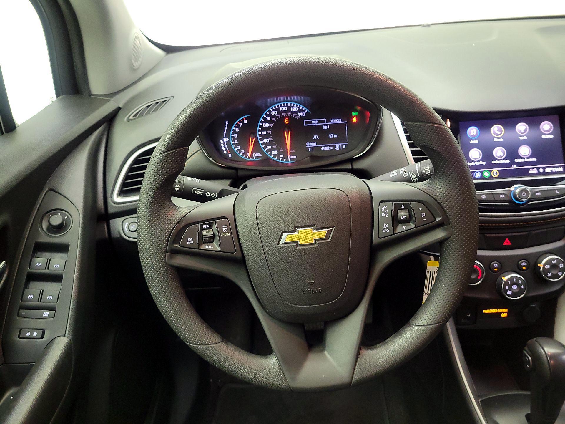 Thumbnail: 2021 Chevrolet Trax - 10