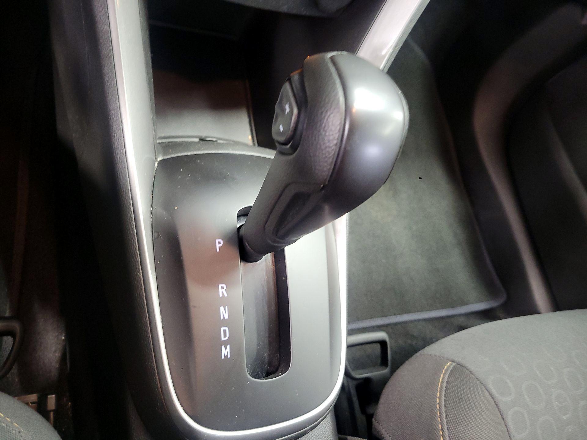 Thumbnail: 2021 Chevrolet Trax - 17