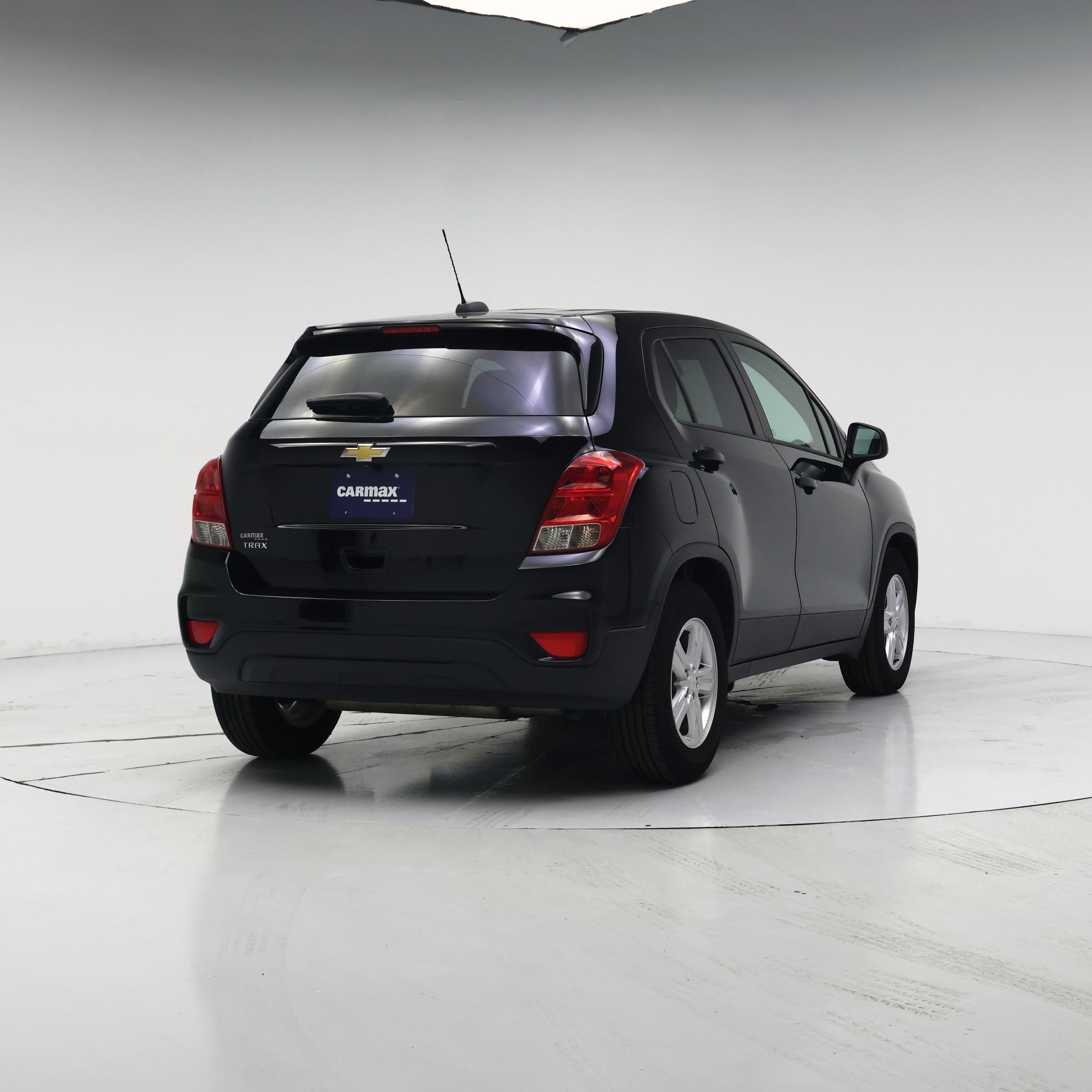 Thumbnail: 2021 Chevrolet Trax - 8