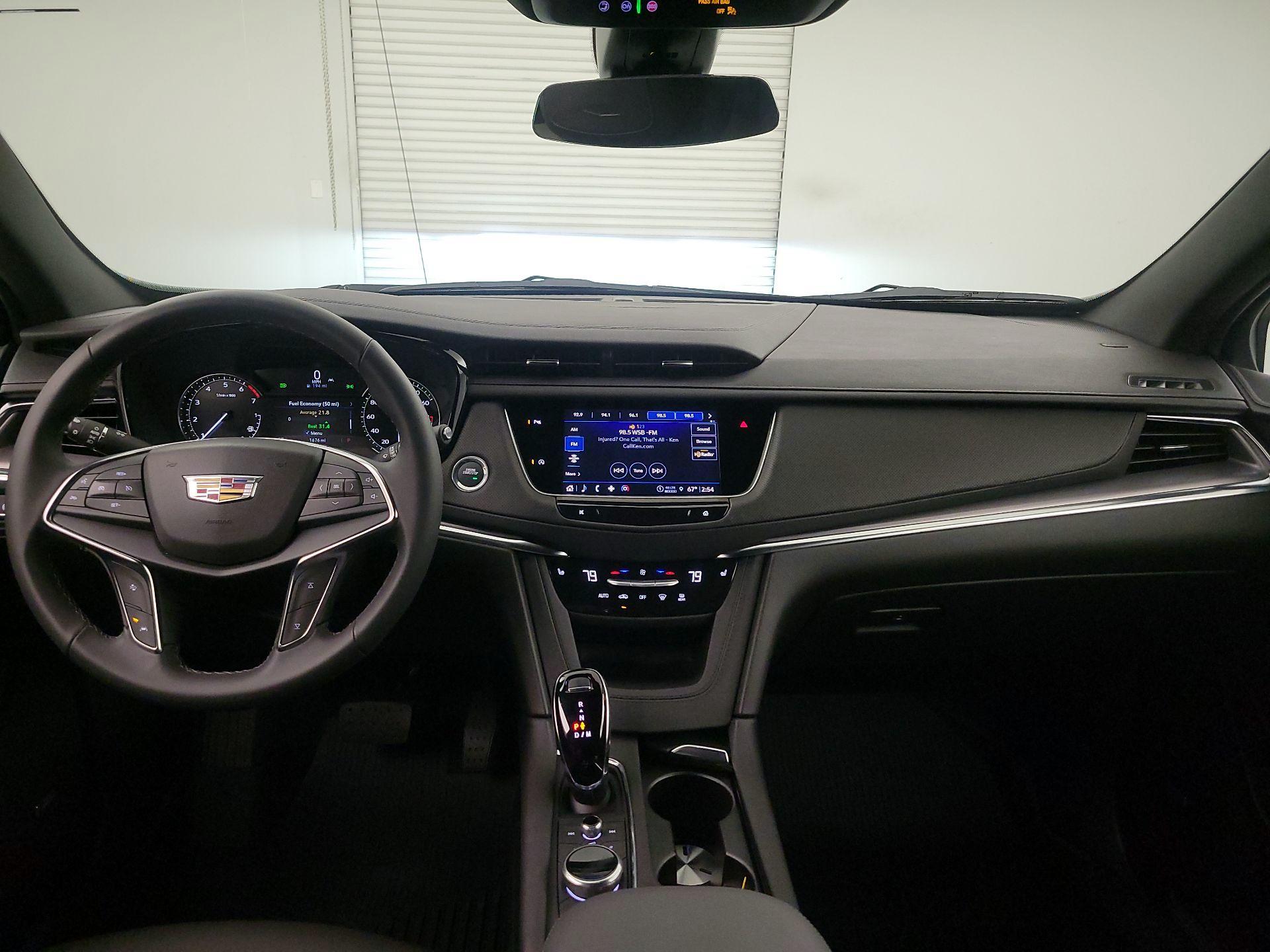 Thumbnail: 2026 Cadillac XT5 - 9