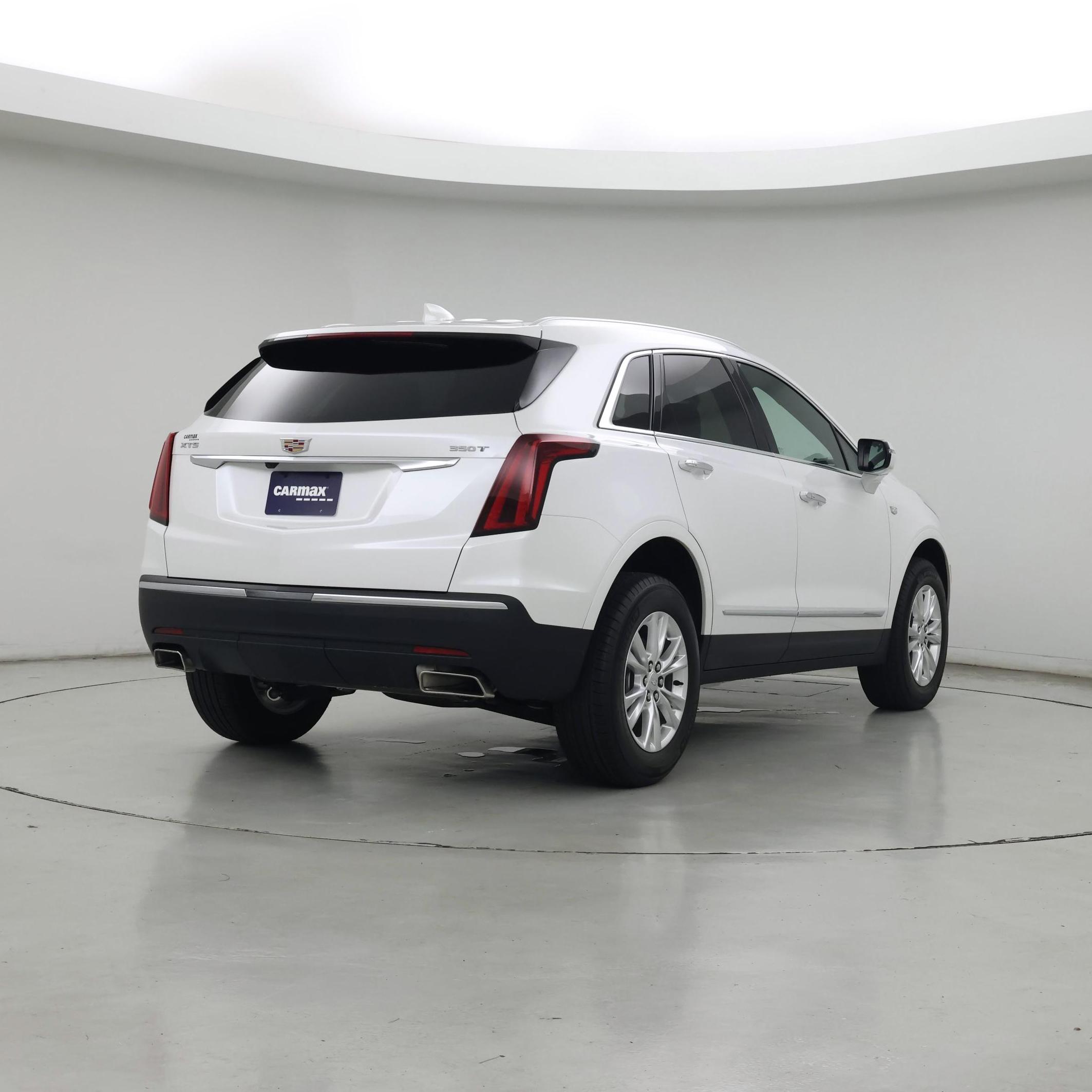 Thumbnail: 2026 Cadillac XT5 - 8