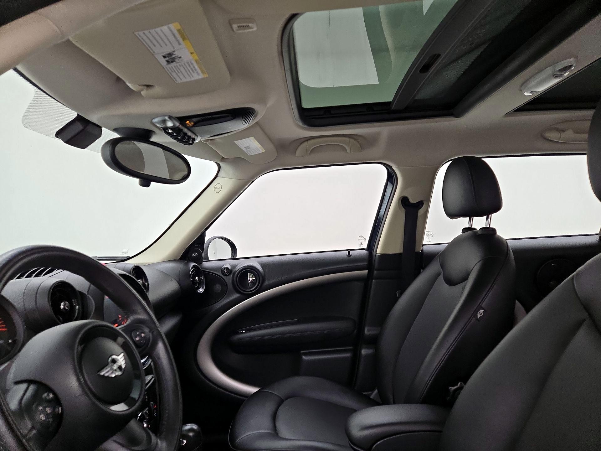 Thumbnail: 2016 MINI Cooper Countryman - 17