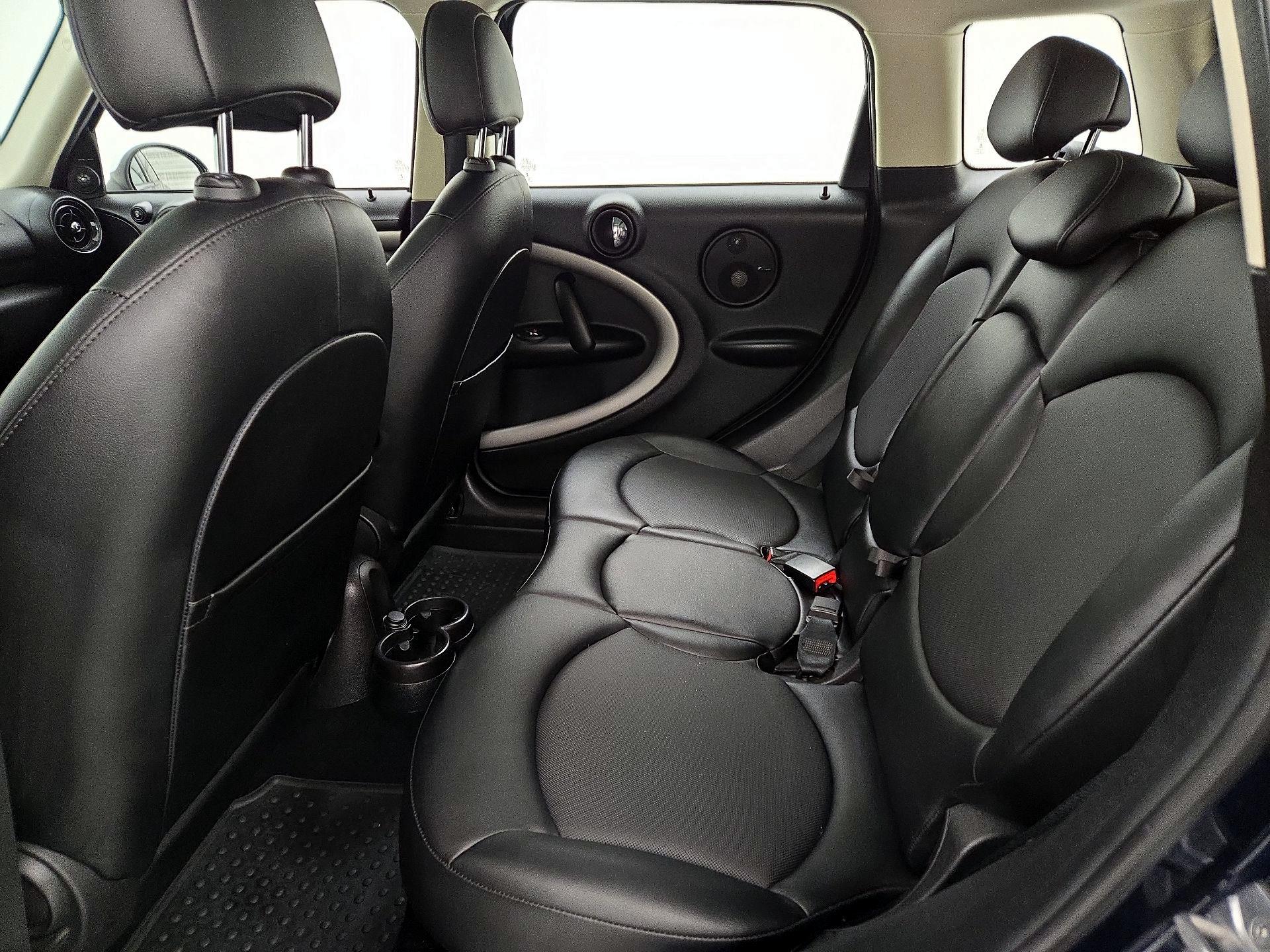 Thumbnail: 2016 MINI Cooper Countryman - 18