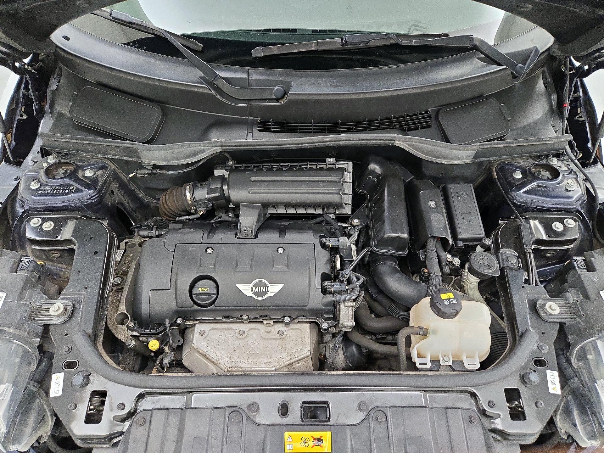 Thumbnail: 2016 MINI Cooper Countryman - 20