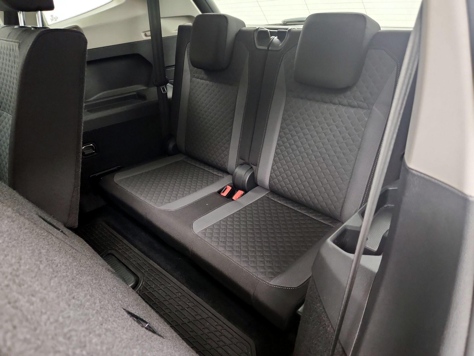 Thumbnail: 2019 Volkswagen Tiguan - 20