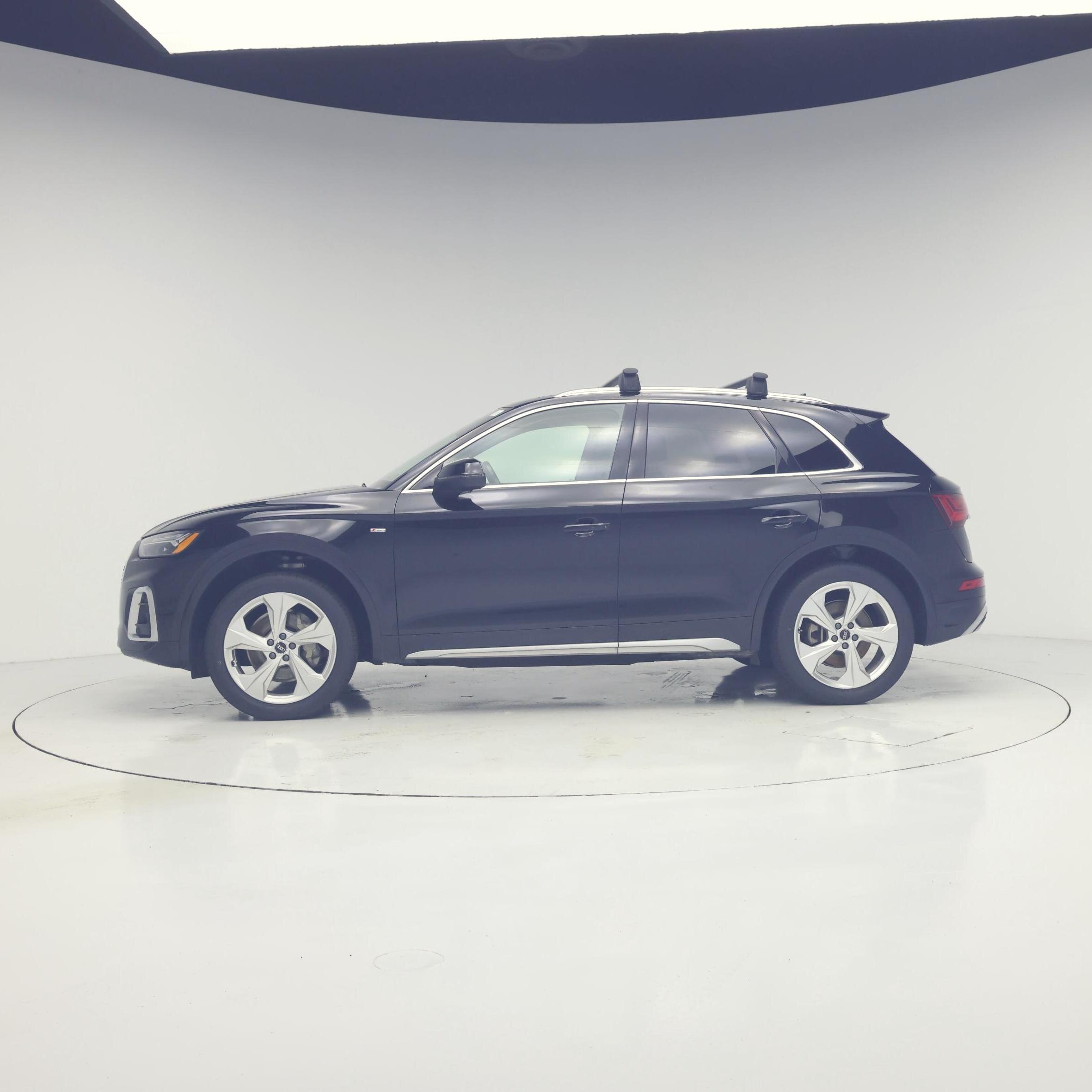 Thumbnail: 2022 Audi Q5 - 3
