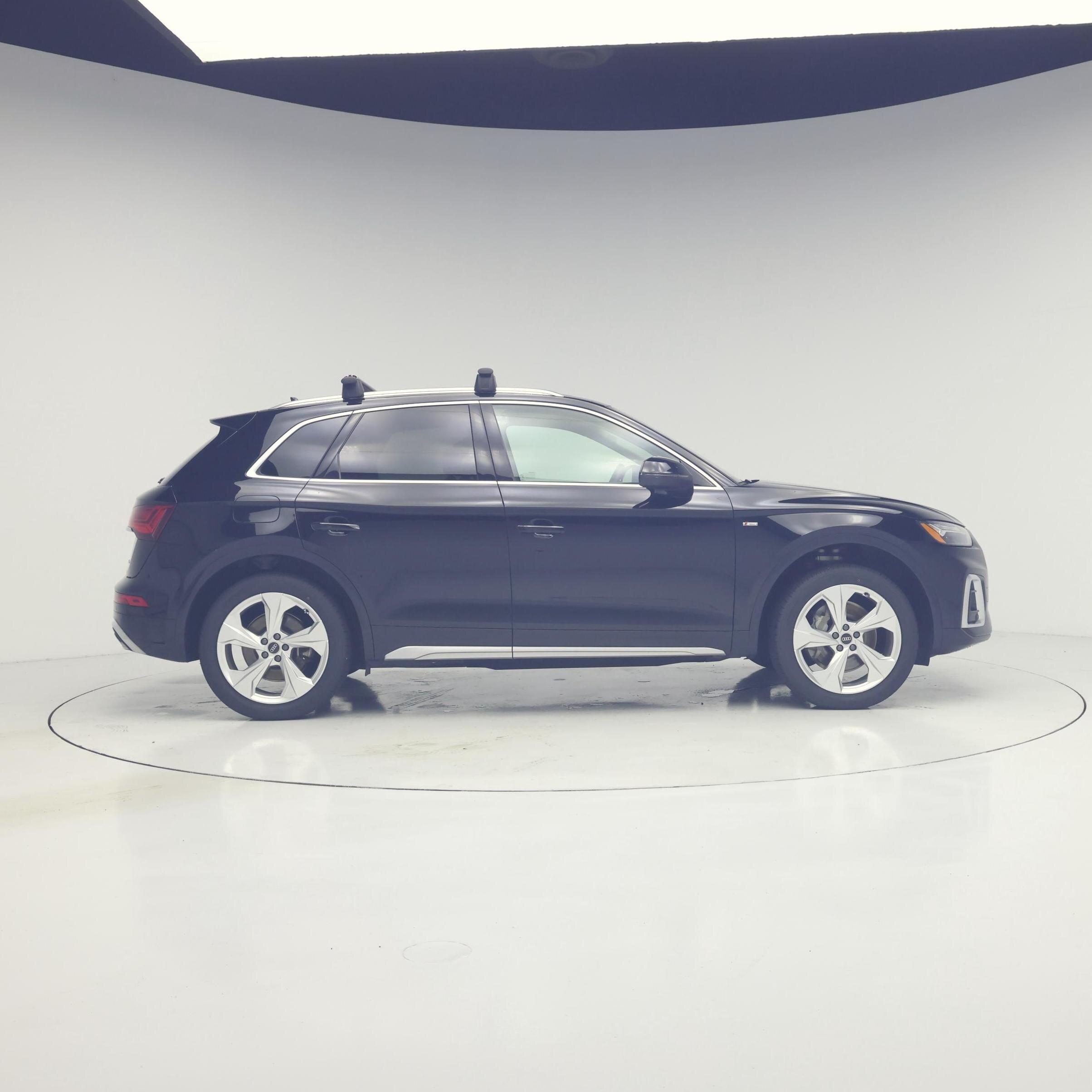 Thumbnail: 2022 Audi Q5 - 7