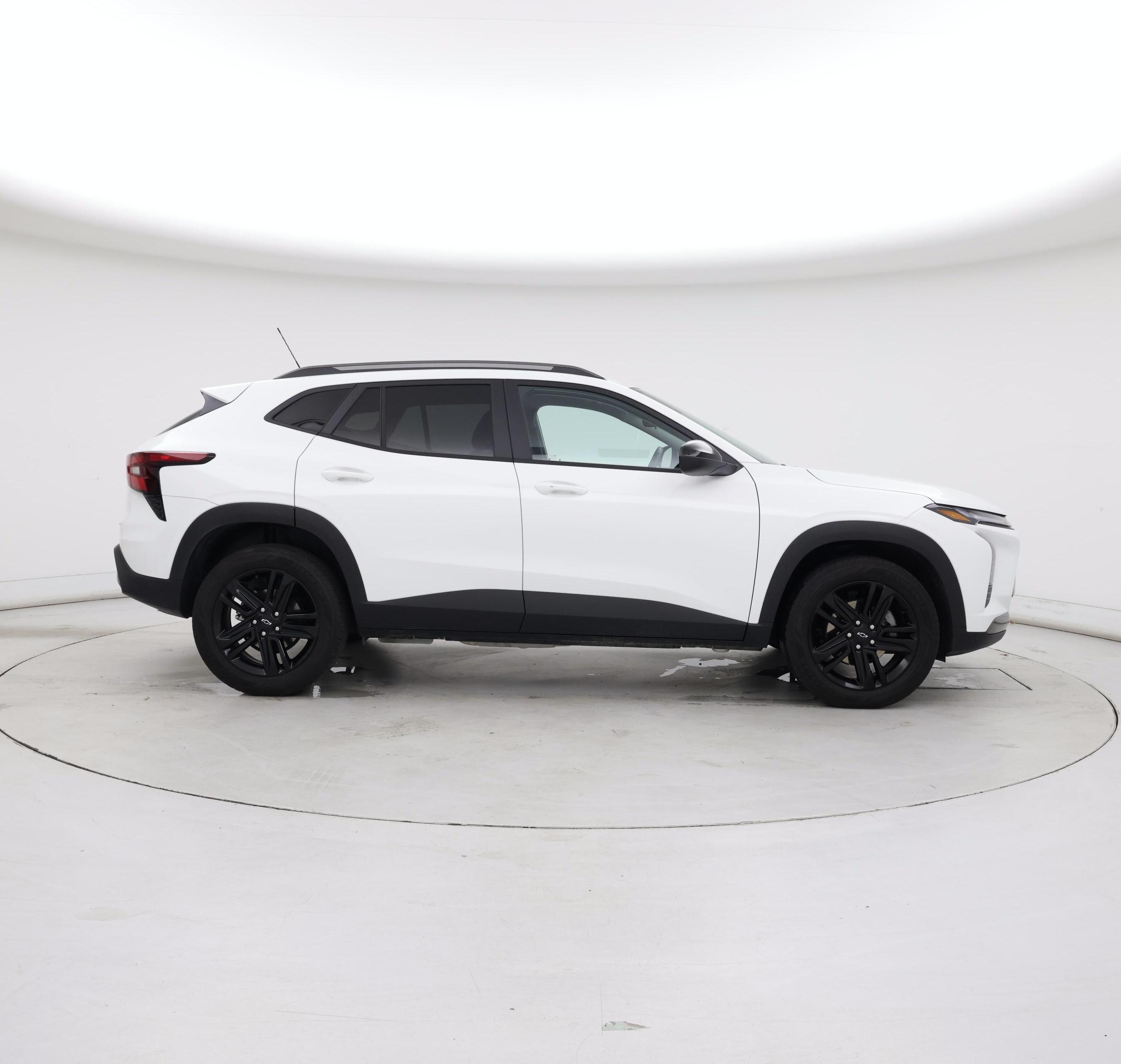 Thumbnail: 2025 Chevrolet Trax - 7