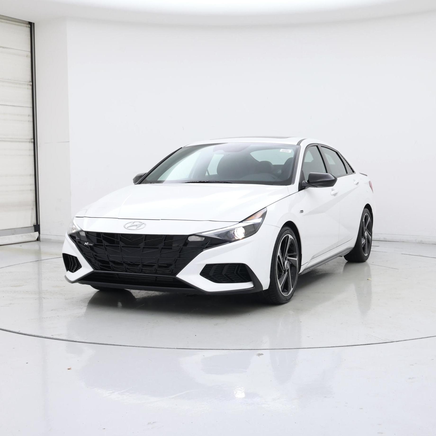 Thumbnail: 2023 Hyundai Elantra - 4