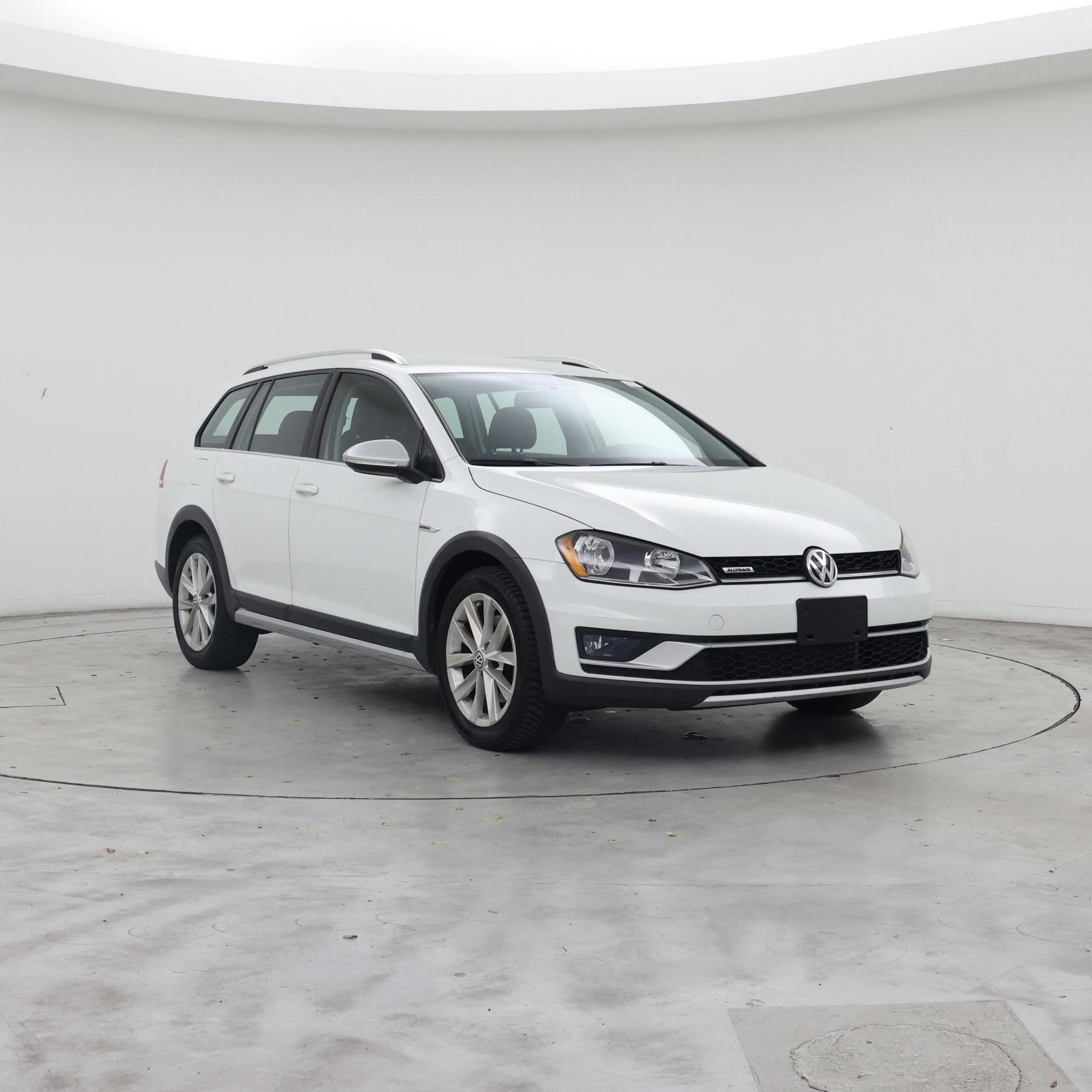 White 2017 Volkswagen Golf Alltrack Wagon All-Wheel Drive Manual
